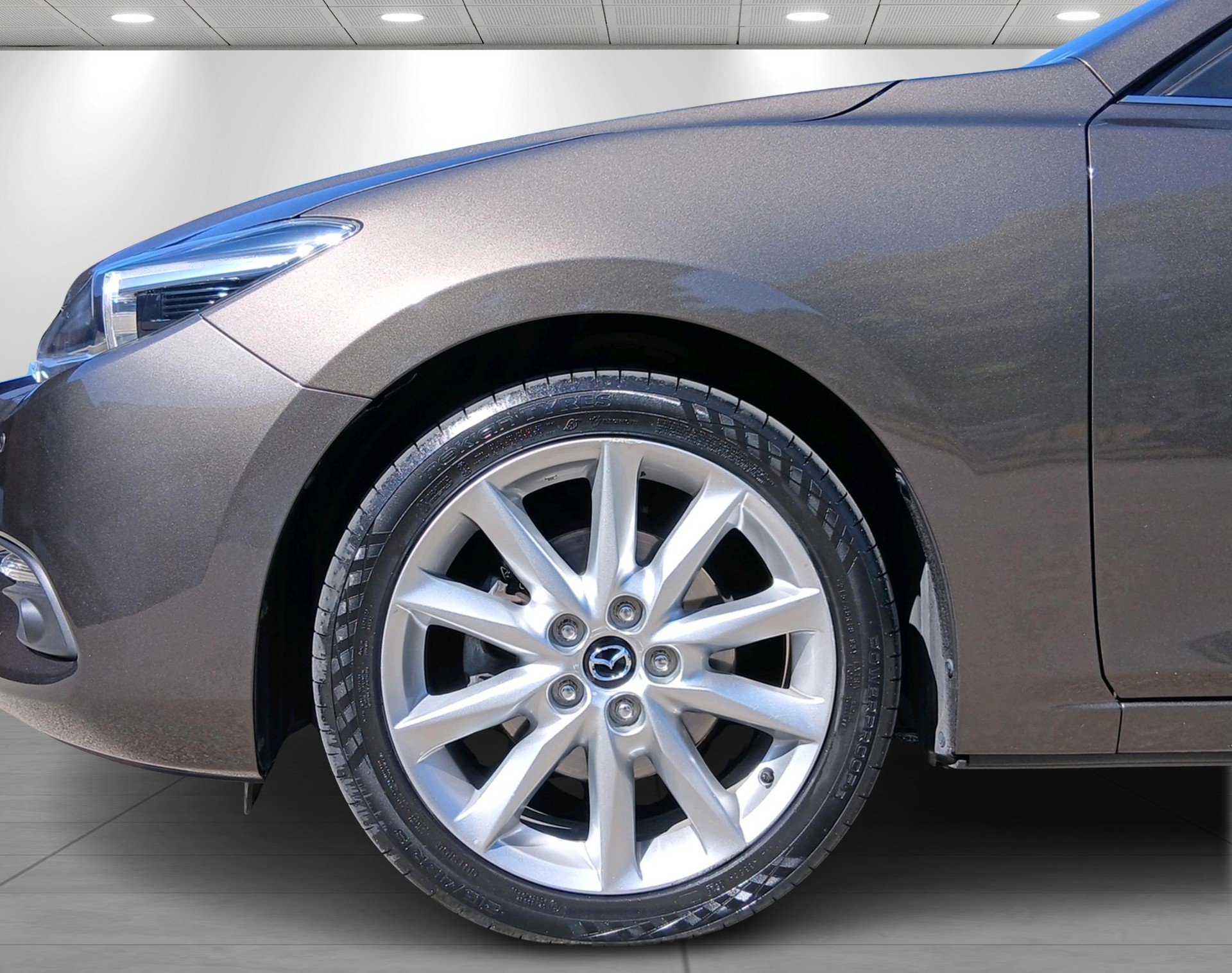MAZDA 3 D 150 Revolution-image-10