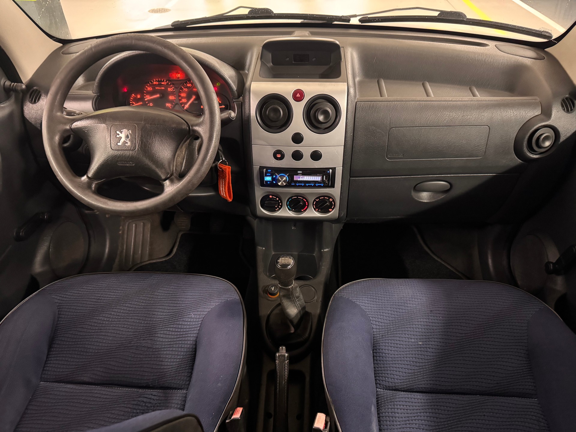 PEUGEOT Partner 1.4 XR-image-10