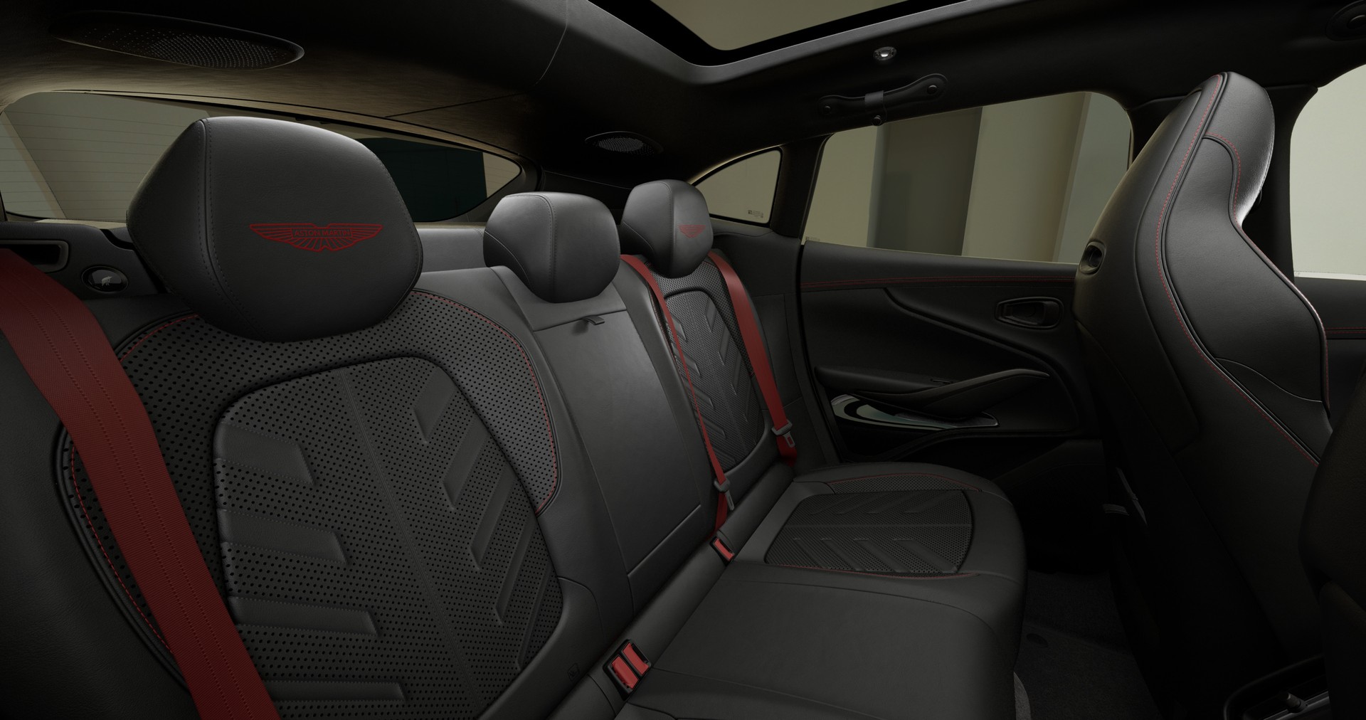 ASTON MARTIN DBXS 727cv-image-9