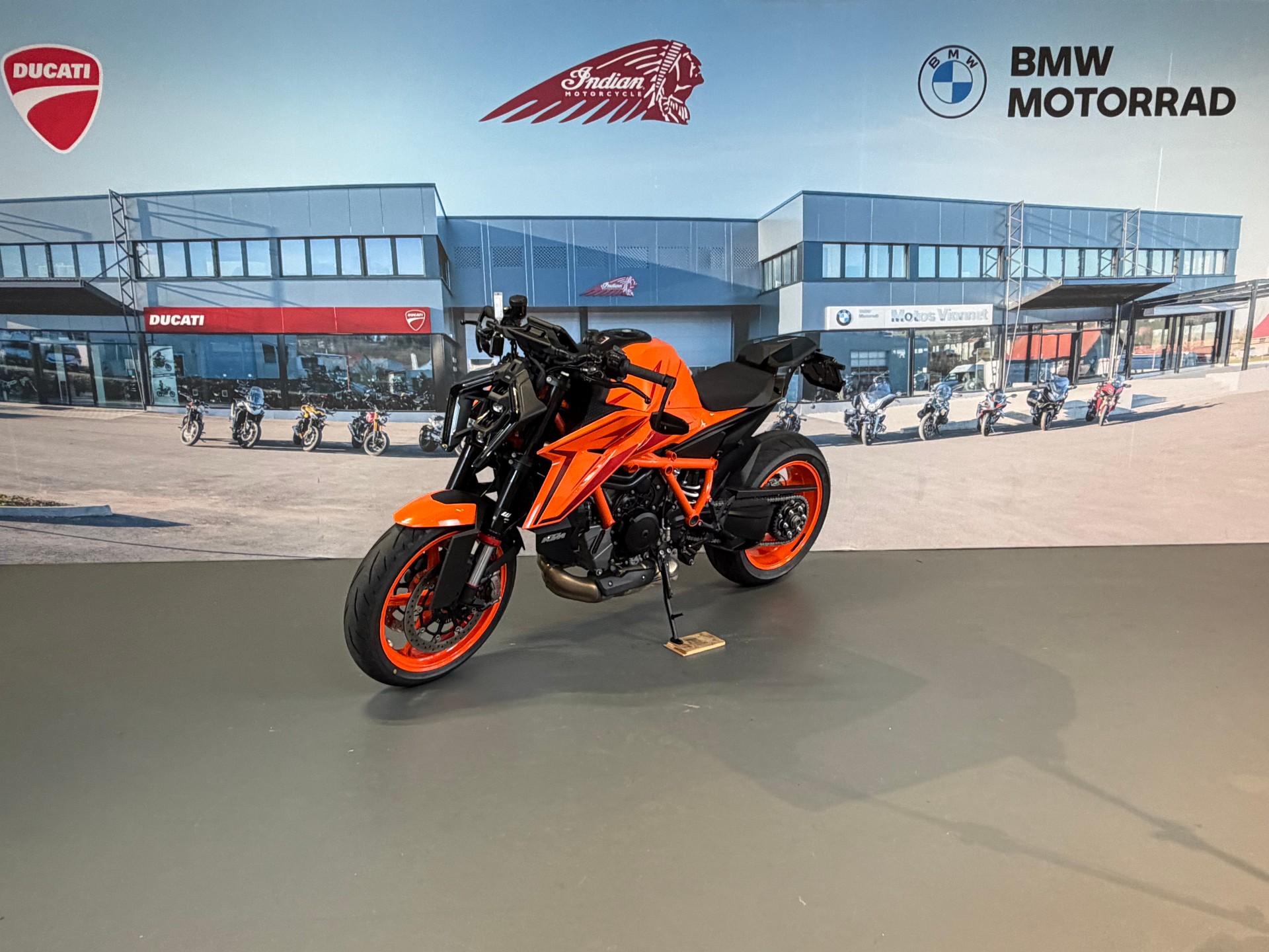 KTM 1390 Super Duke R EN DÉPÔT VENTE