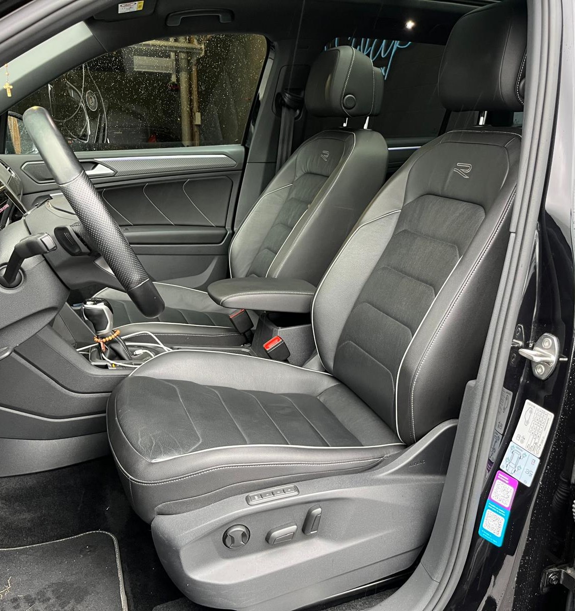 VW Tiguan 2.0 TDI SCR R-Line 4Motion DSG-image-10