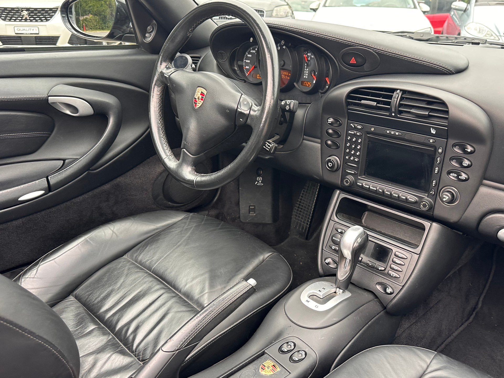 PORSCHE Carrera 4 cab-image-13