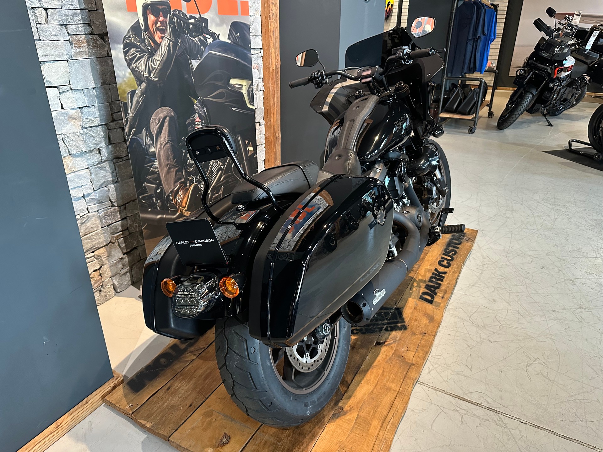 HARLEY-DAVIDSON Low Rider ST 117ci-showroom-element-2