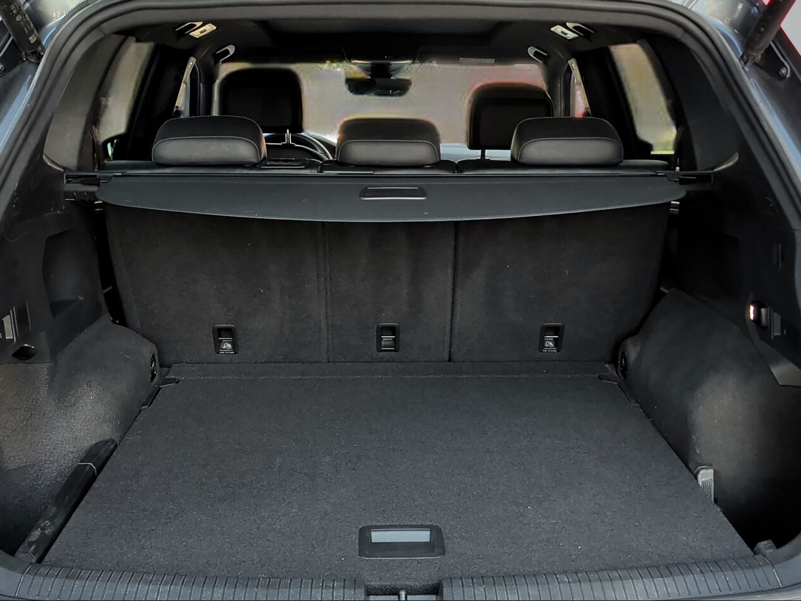 VW Tiguan Allspace 2.0TSI R-Line 4Motion DSG-image-8