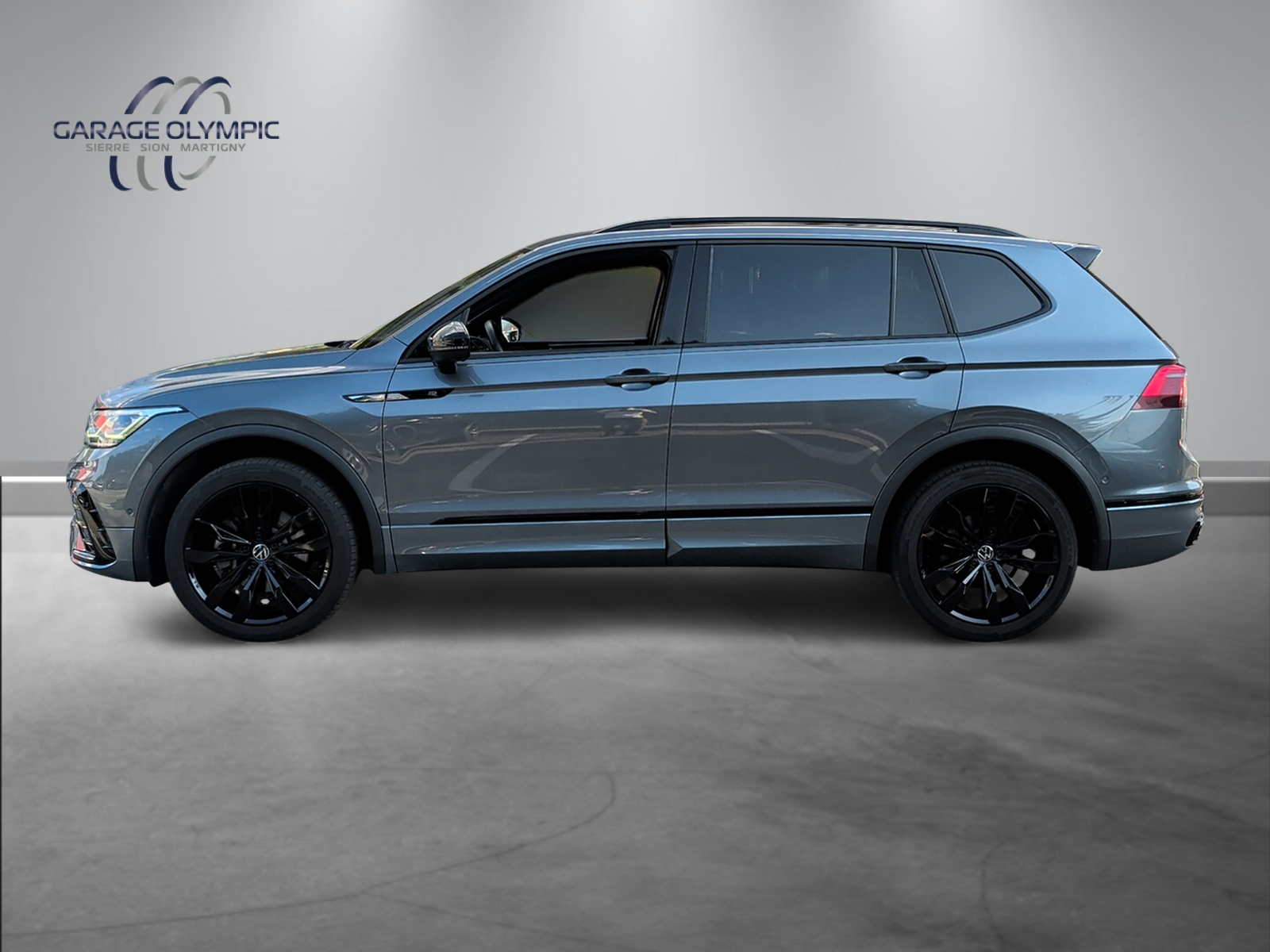 VW Tiguan Allspace 2.0TSI R-Line 4Motion DSG-image-4