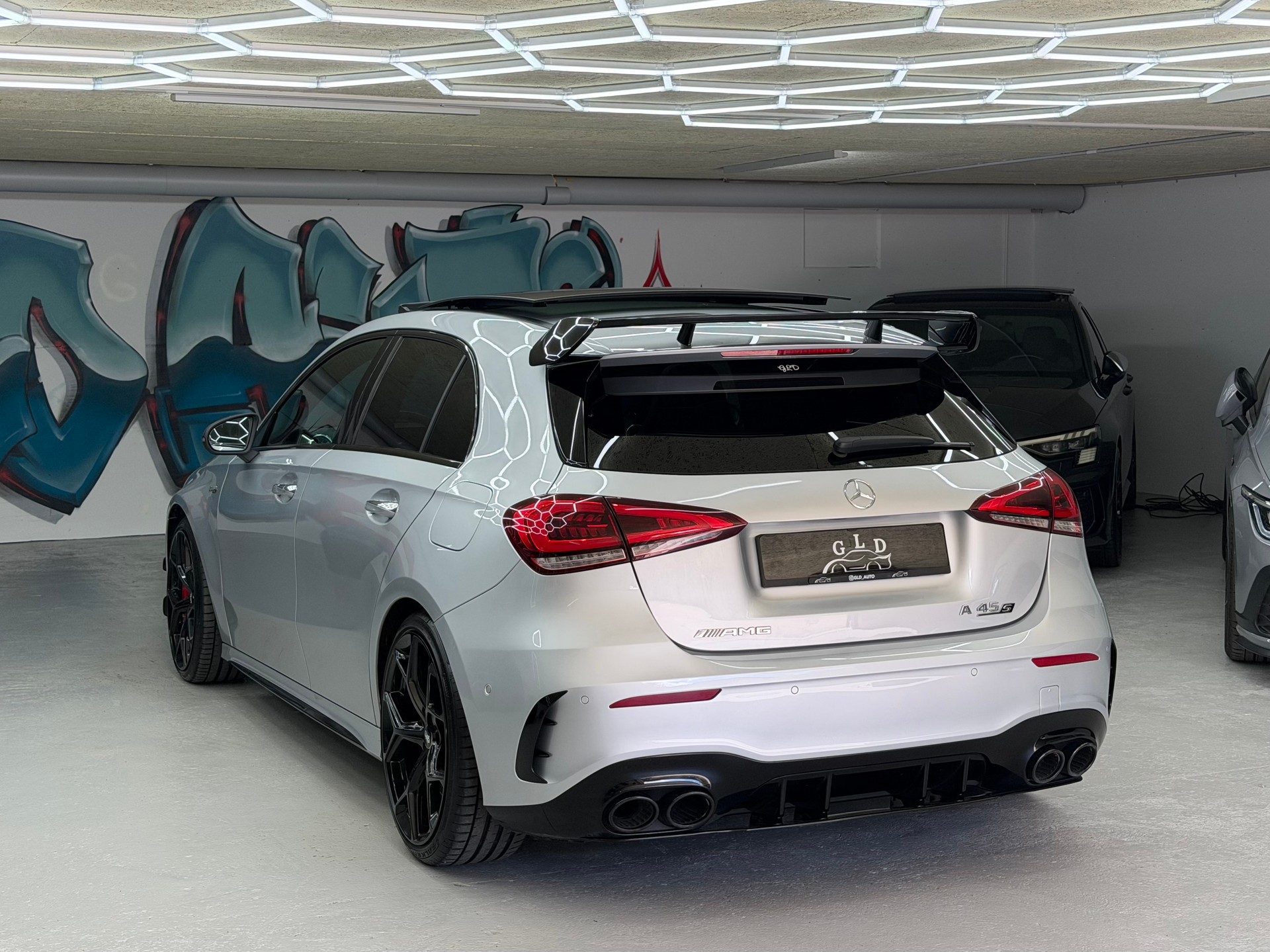MERCEDES-BENZ A 45 S AMG 4Matic+ Speedshift *CH Auto/Pack aero/Full options*-image-3