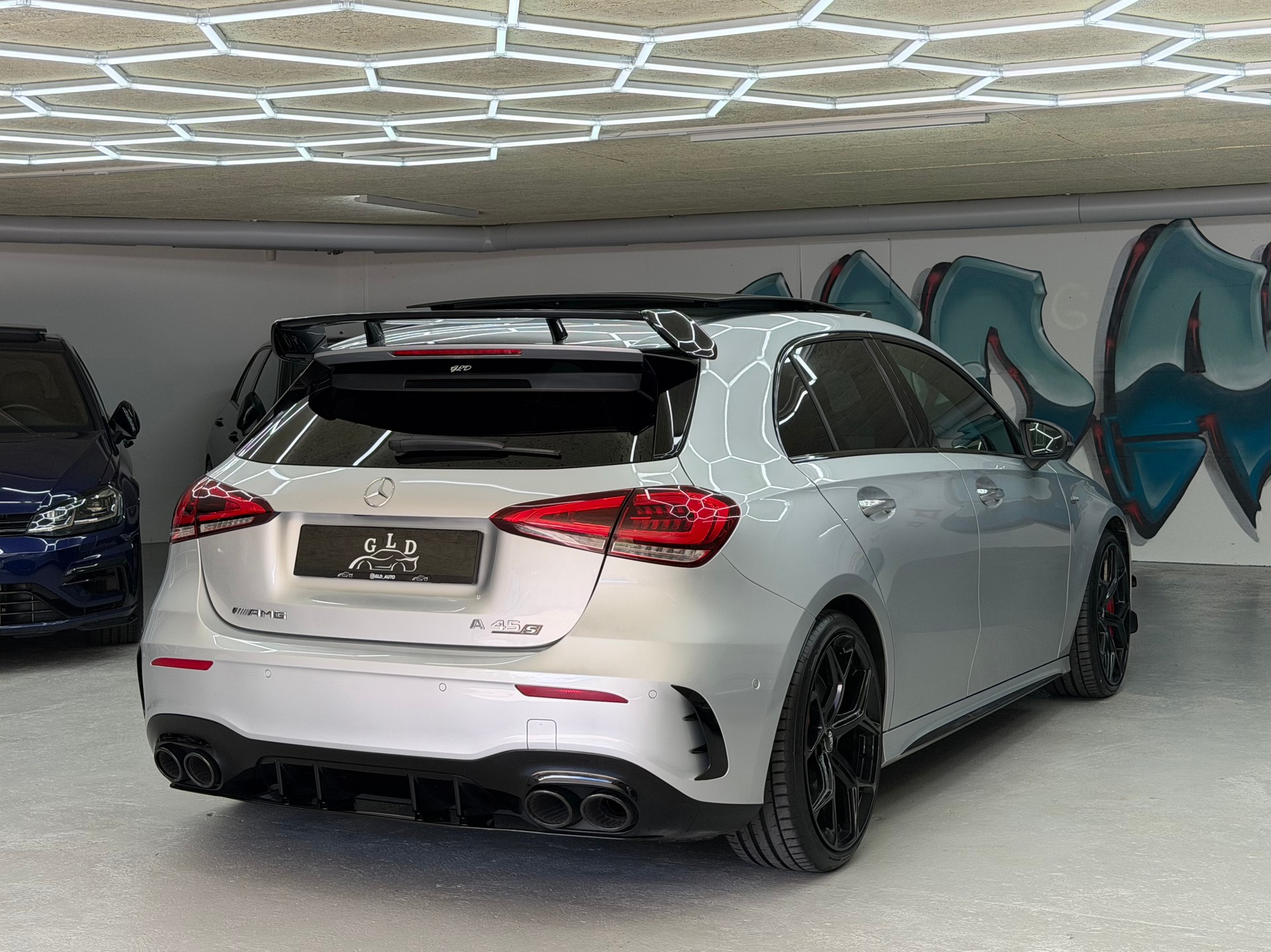 MERCEDES-BENZ A 45 S AMG 4Matic+ Speedshift *CH Auto/Pack aero/Full options*-image-4