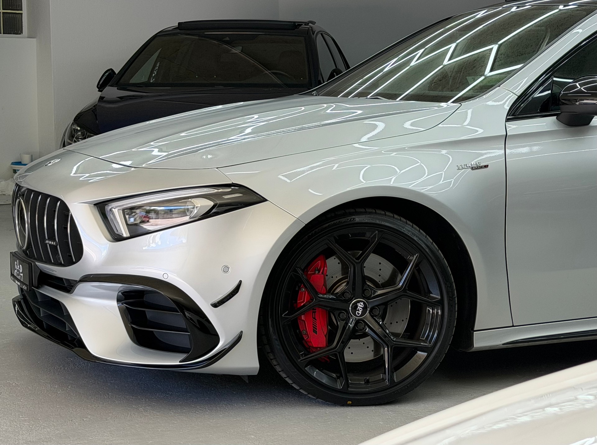 MERCEDES-BENZ A 45 S AMG 4Matic+ Speedshift *CH Auto/Pack aero/Full options*-image-2