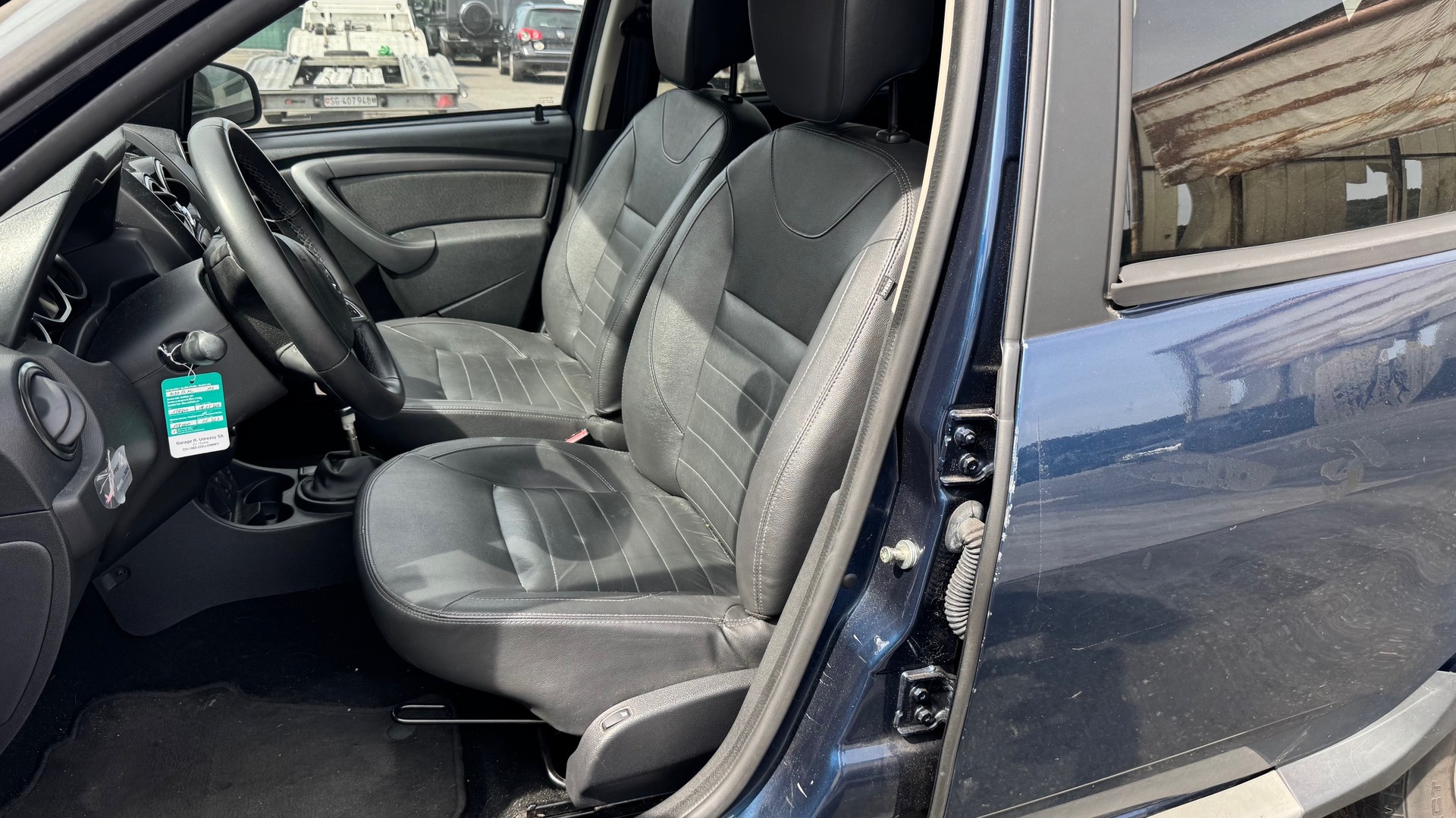 DACIA Duster 1.5 dCi Lauréate 4x2 EDC-image-8