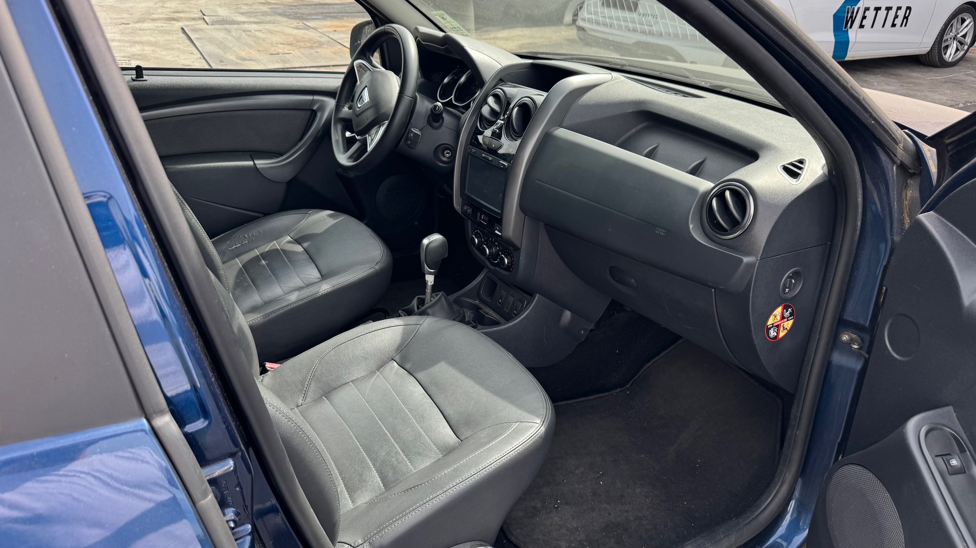 DACIA Duster 1.5 dCi Lauréate 4x2 EDC-image-10