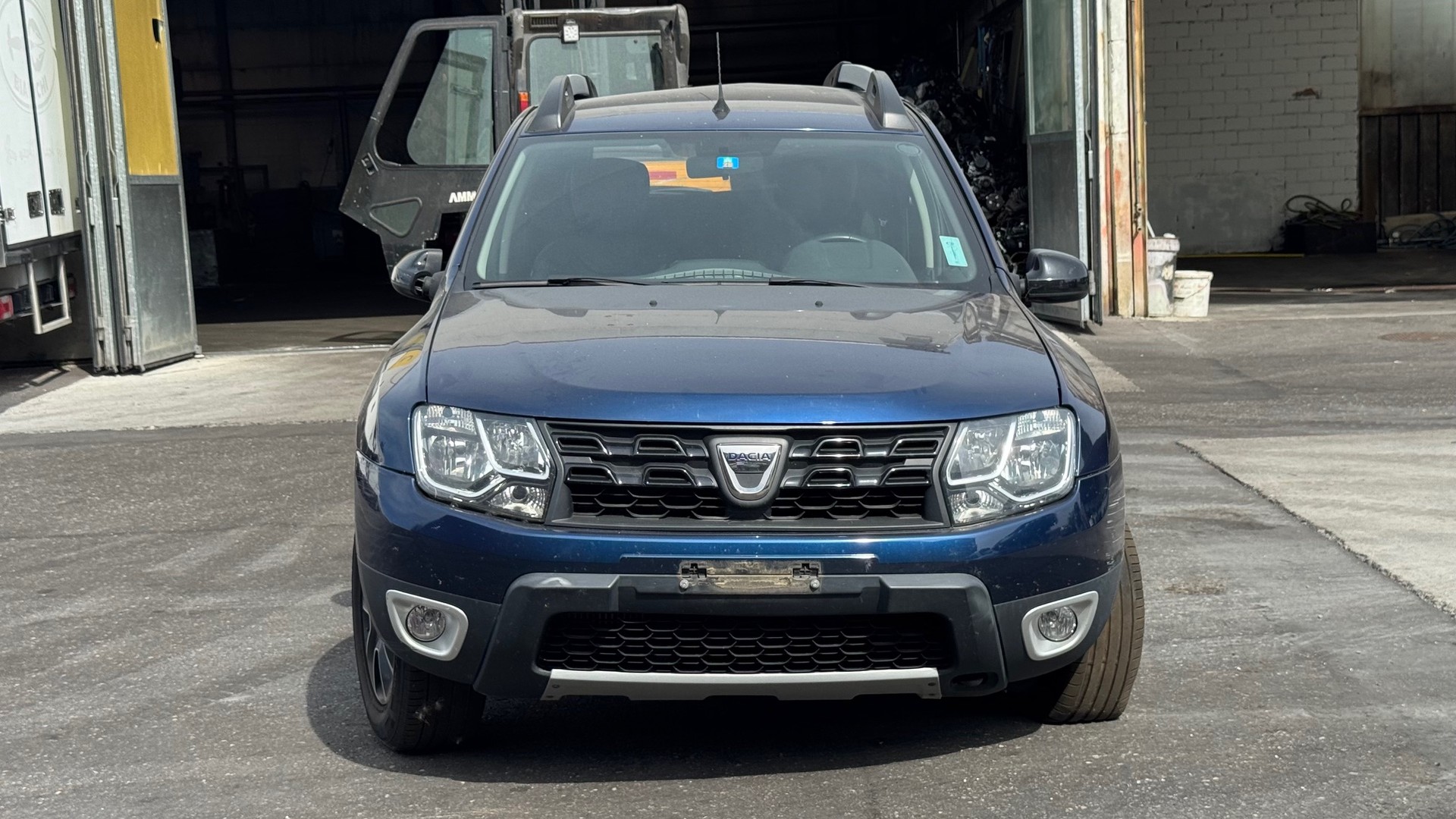 DACIA Duster 1.5 dCi Lauréate 4x2 EDC-image-1