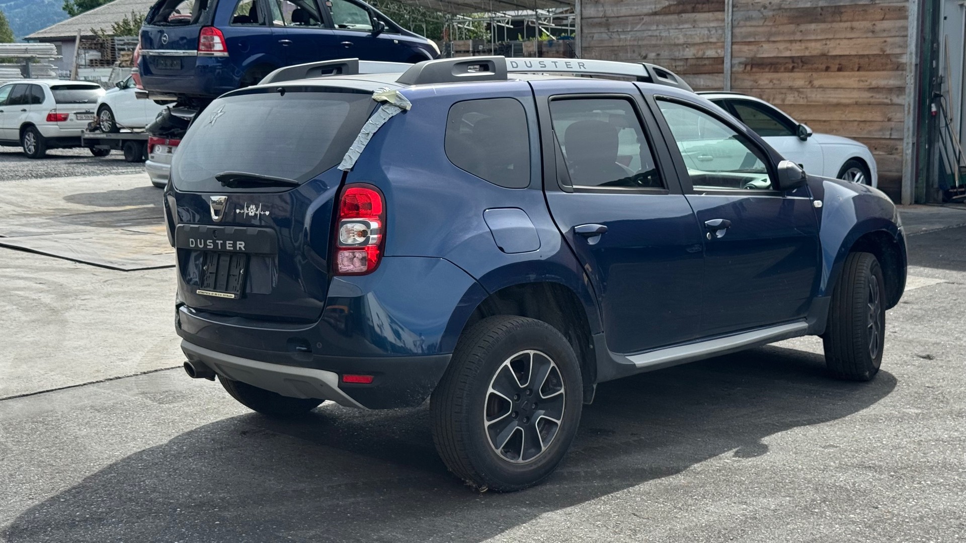 DACIA Duster 1.5 dCi Lauréate 4x2 EDC-image-4