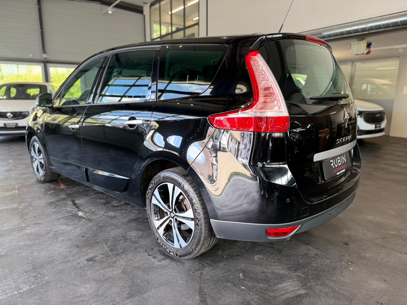 RENAULT Grand Scénic 2.0 16V Bose X-Tronic CVT-image-2