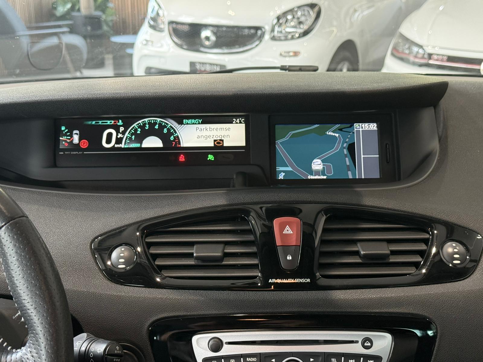RENAULT Grand Scénic 2.0 16V Bose X-Tronic CVT-image-13
