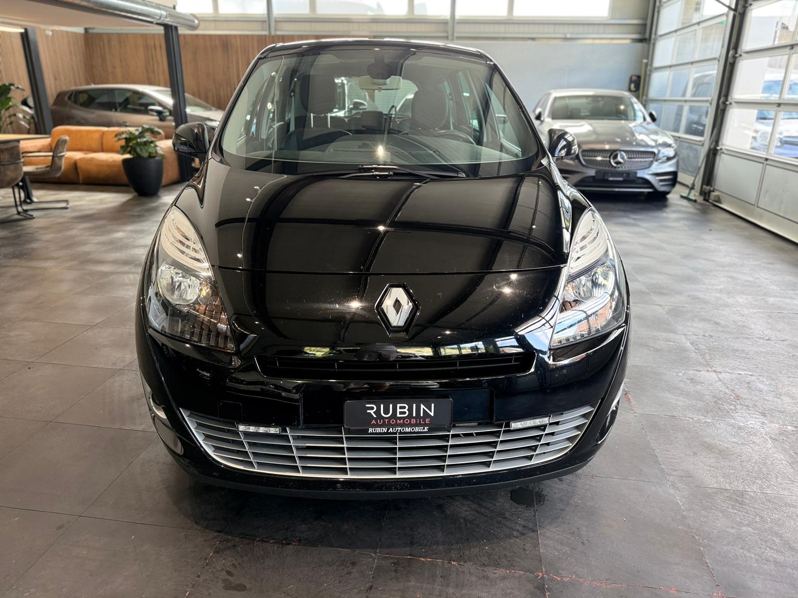 RENAULT Grand Scénic 2.0 16V Bose X-Tronic CVT-image-7
