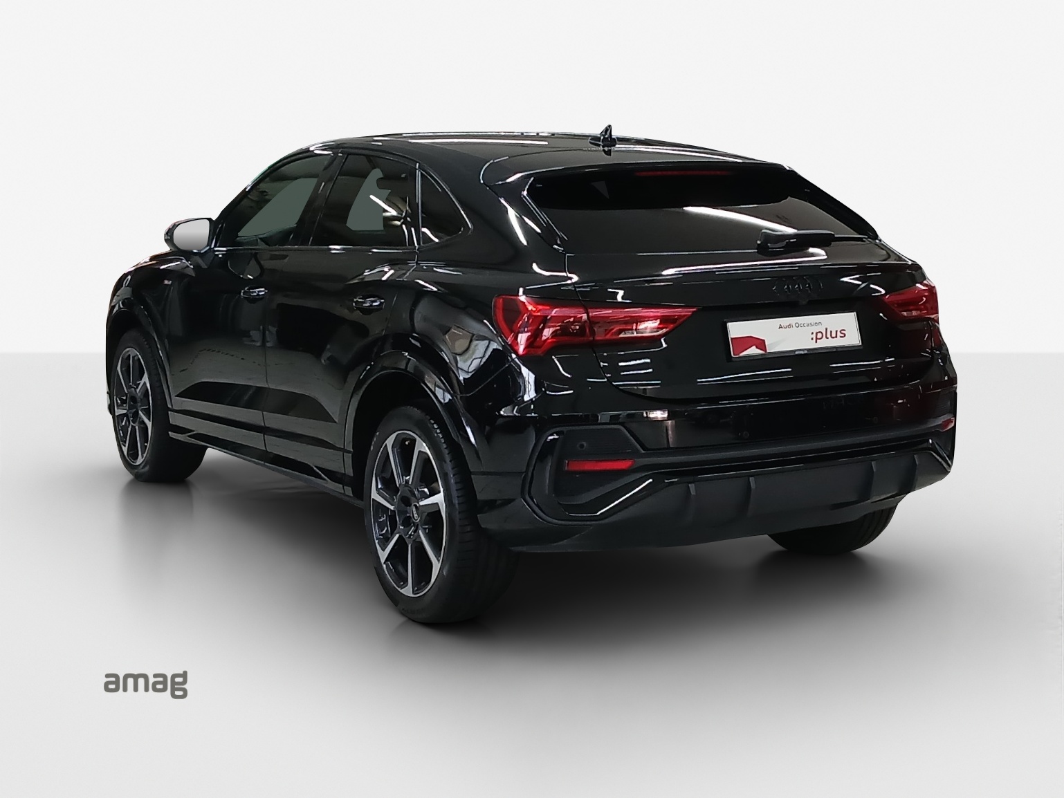 AUDI Q3 Sportback 35 TFSI S line Attraction S-tronic-image-2