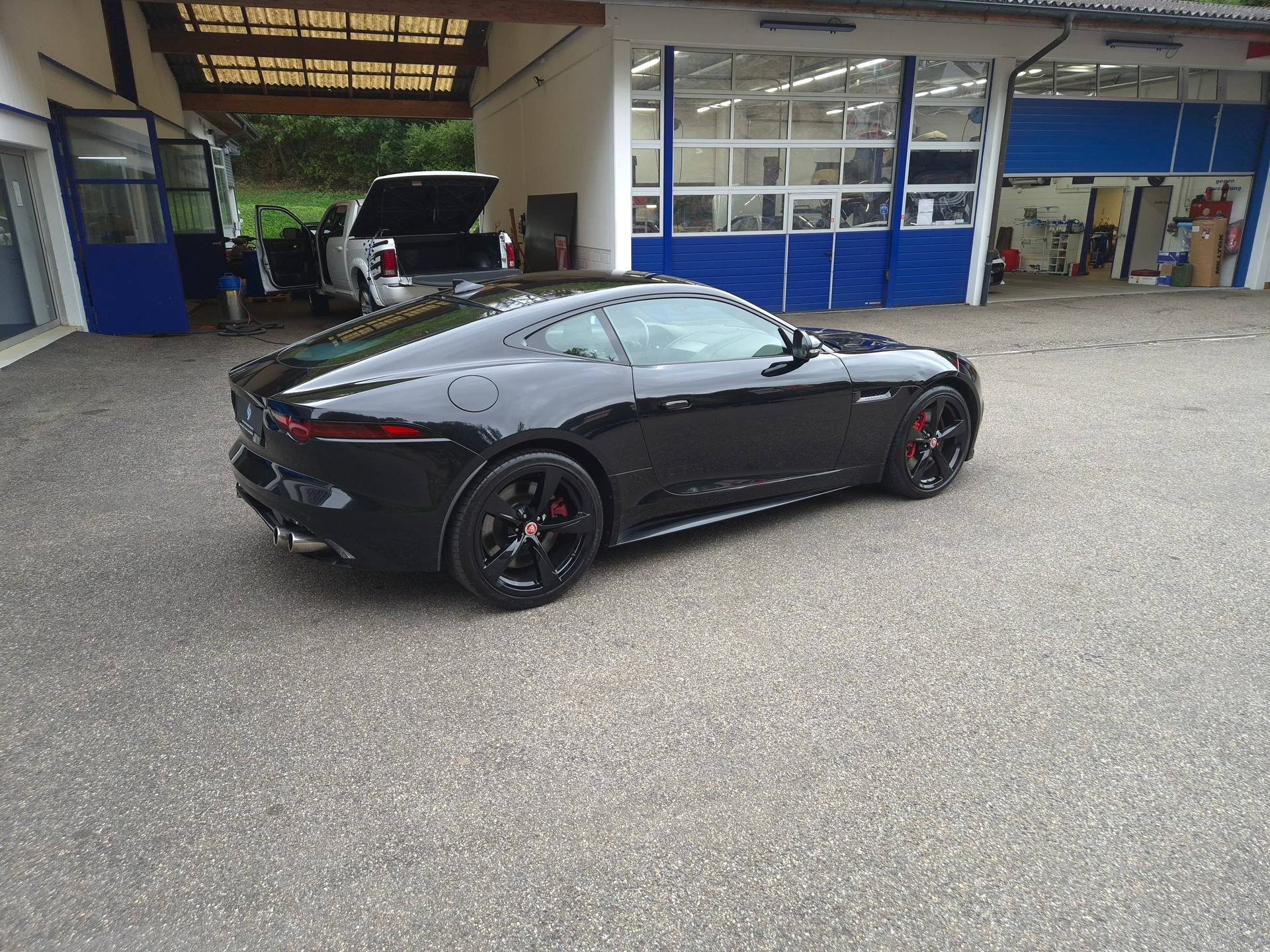 JAGUAR F-Type Convertible 5.0 V8 S/C R AWD Automatik-image-13