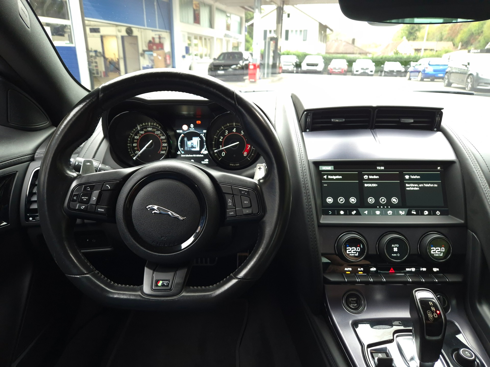 JAGUAR F-Type Convertible 5.0 V8 S/C R AWD Automatik-image-17