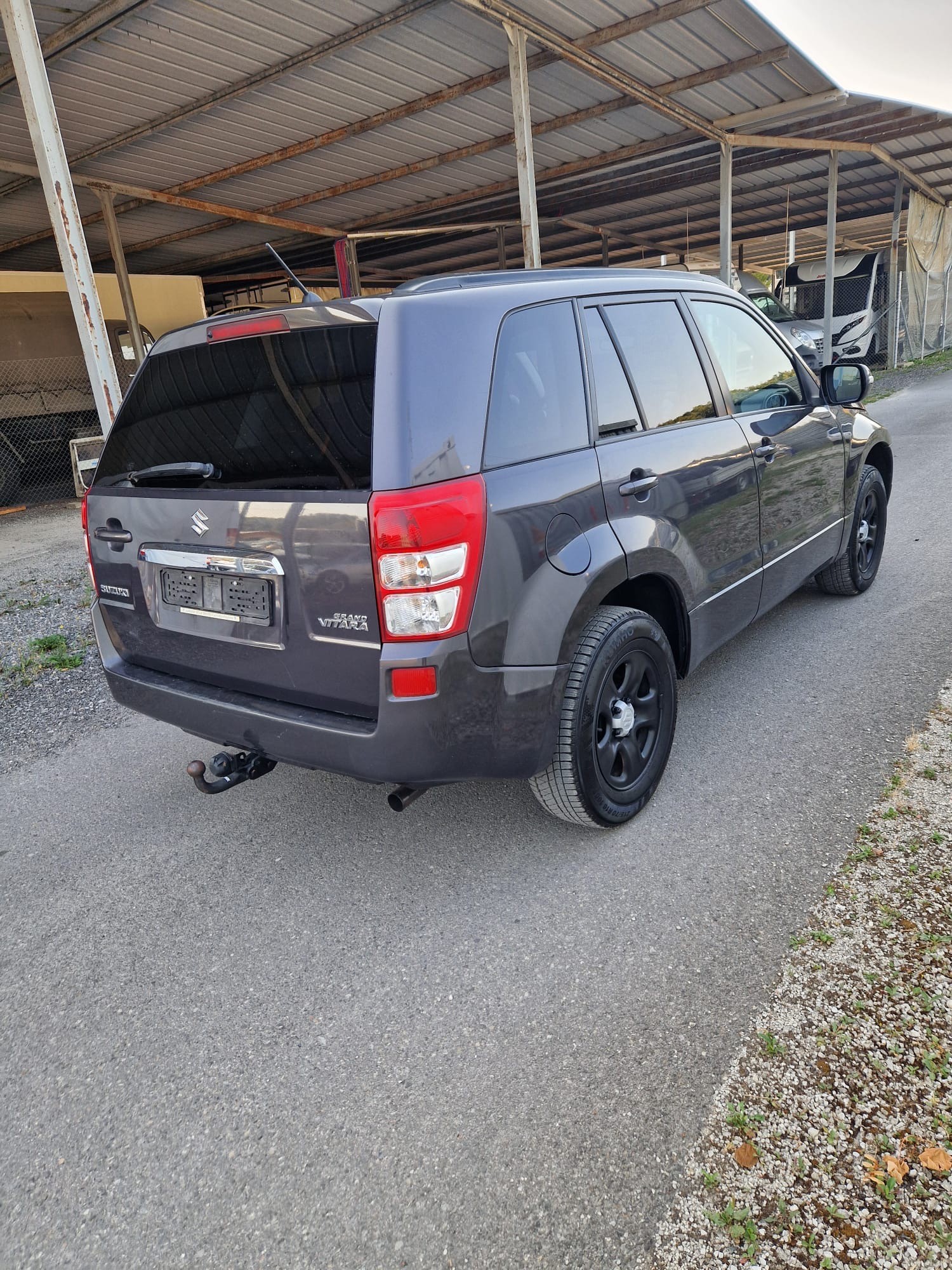 SUZUKI Grand Vitara 2.4 16V GL Top-image-5