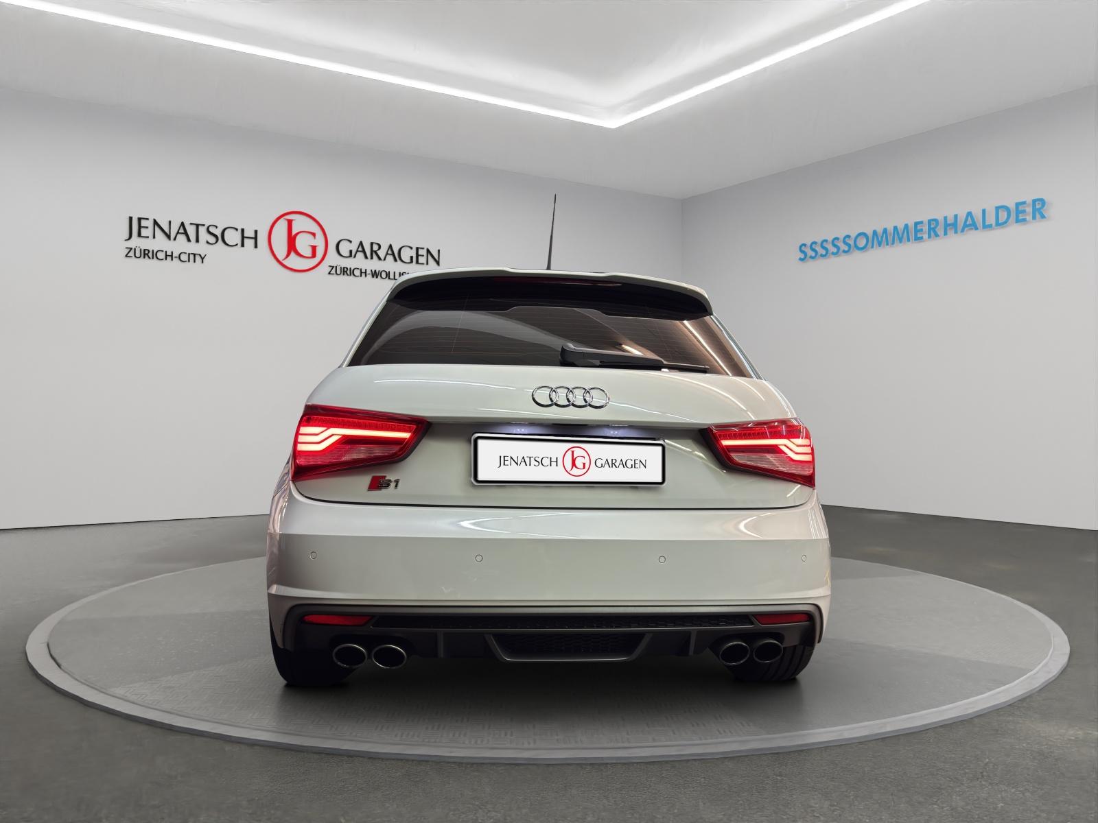 AUDI S1 Sportback 2.0 TFSI quattro-image-3