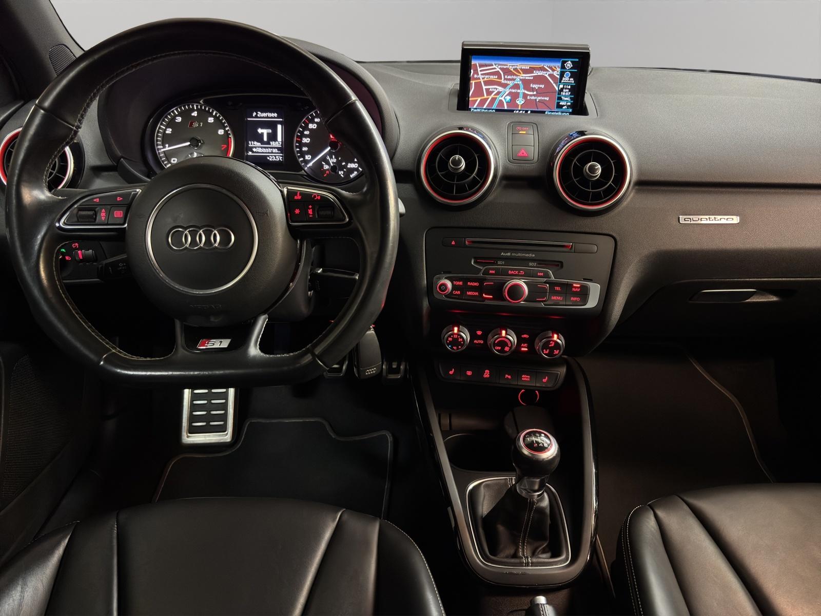 AUDI S1 Sportback 2.0 TFSI quattro-image-8