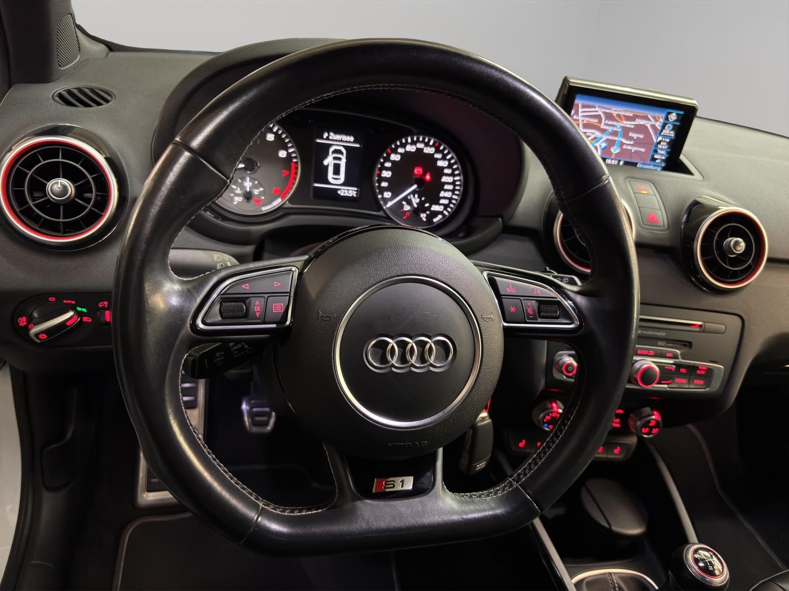 AUDI S1 Sportback 2.0 TFSI quattro-image-7