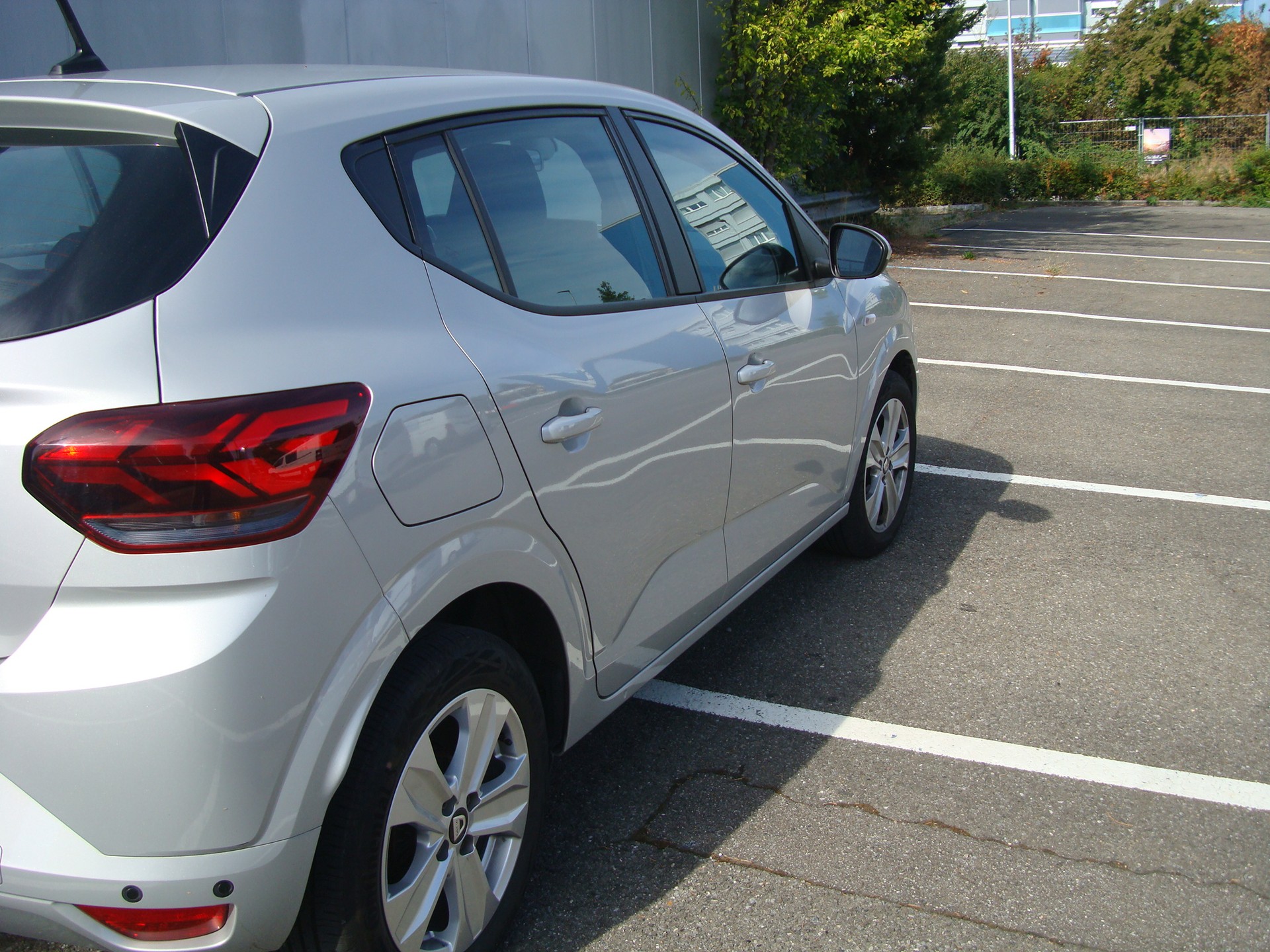 DACIA 1.0 TCe Comfort-image-1