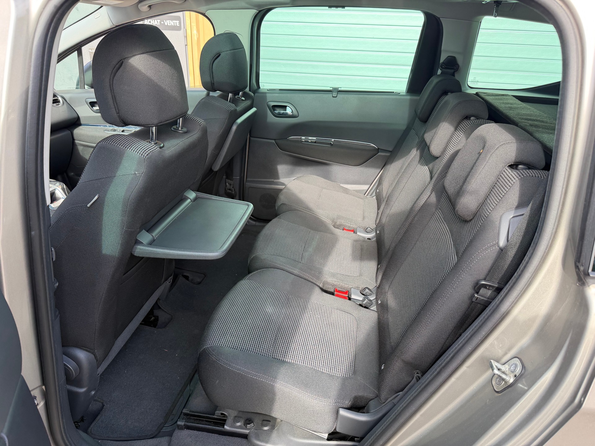 PEUGEOT 5008 1.6 16V T Sport Pack-image-8