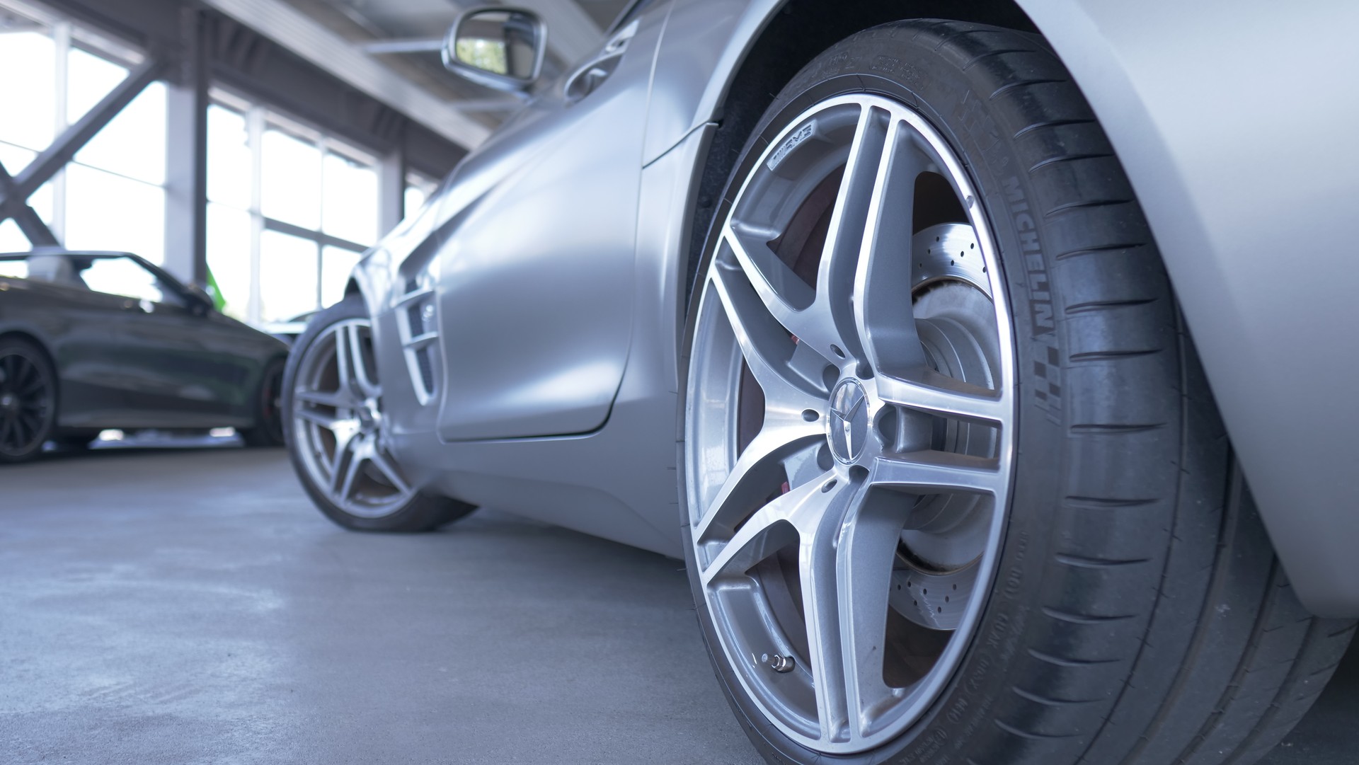 MERCEDES-BENZ SLS 63 AMG Speedshift-image-8