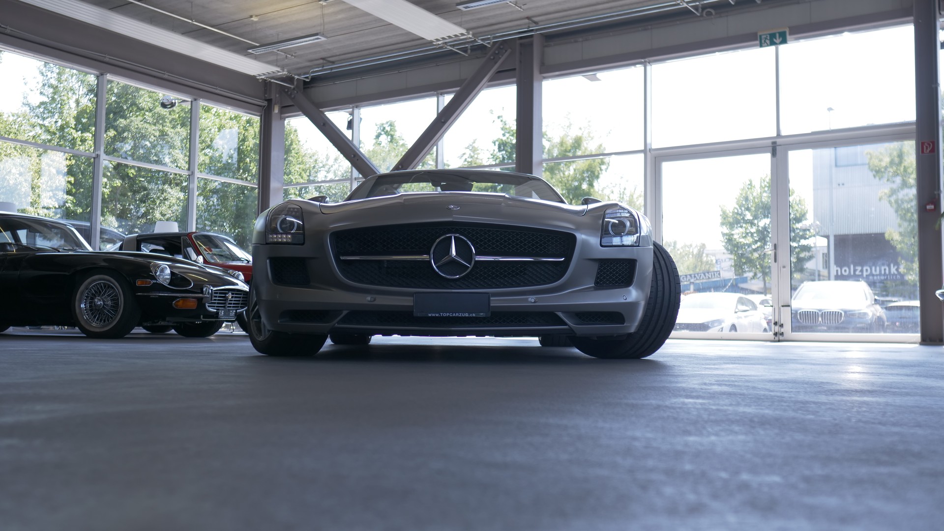 MERCEDES-BENZ SLS 63 AMG Speedshift-image-2
