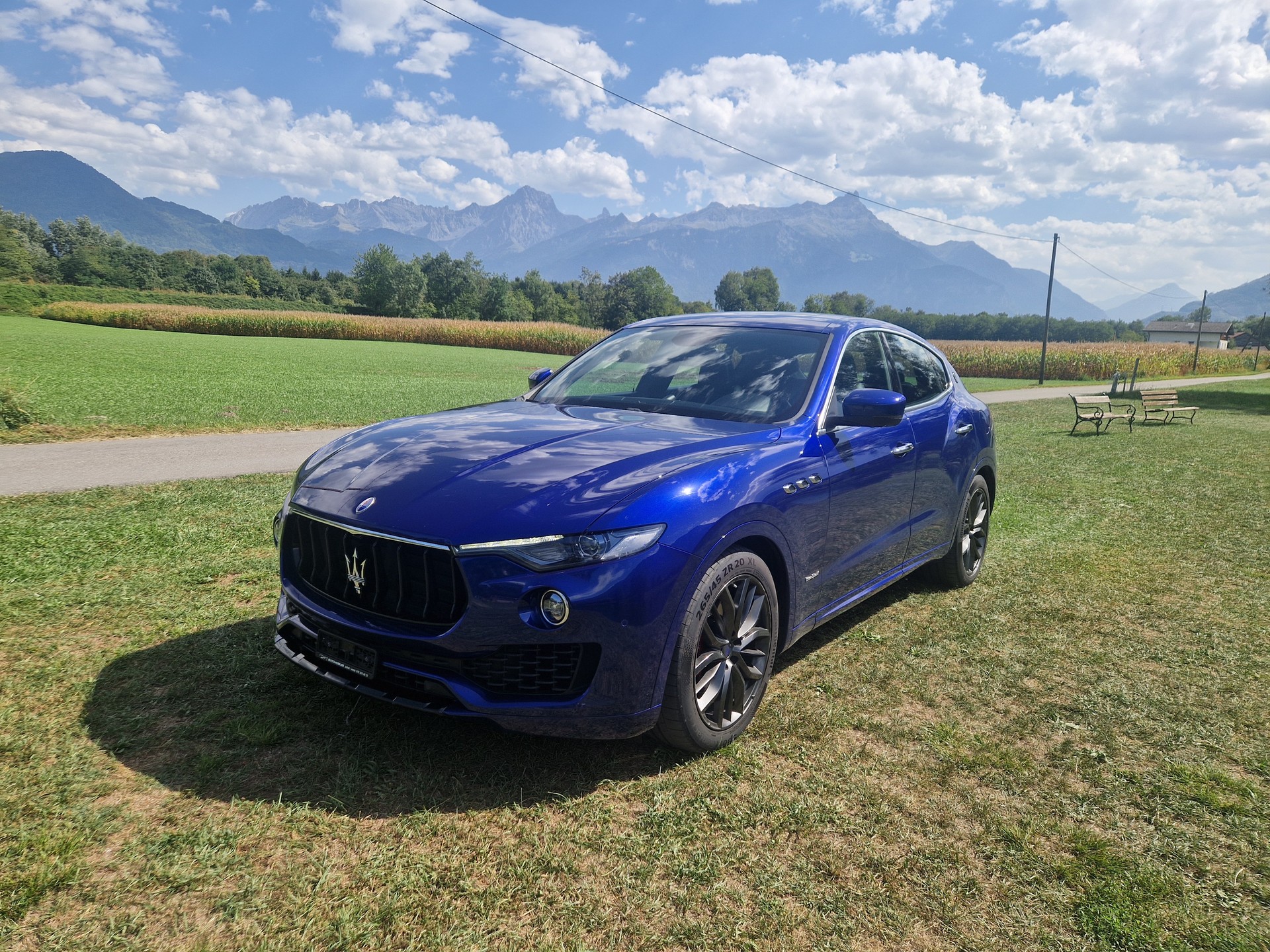 MASERATI Levante D 3.0 V6 GranLusso Automatica-image-0