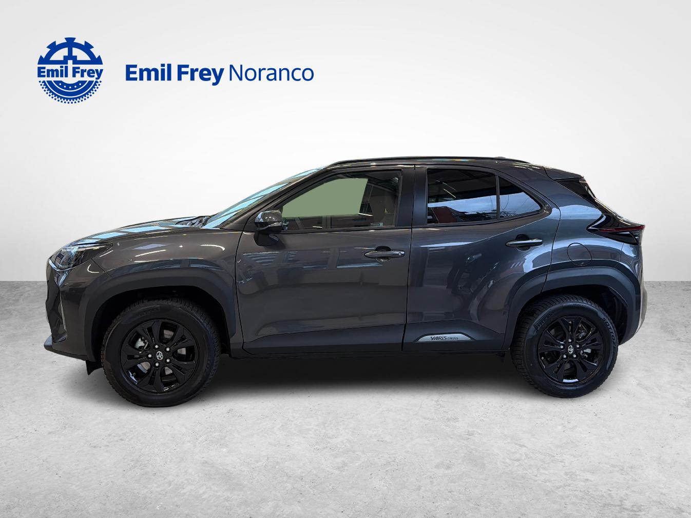 TOYOTA Yaris Cross 1.5 VVT-i HSD Trend AWD-i - Ruote invernali & Servizi inclusi-showroom-element-1