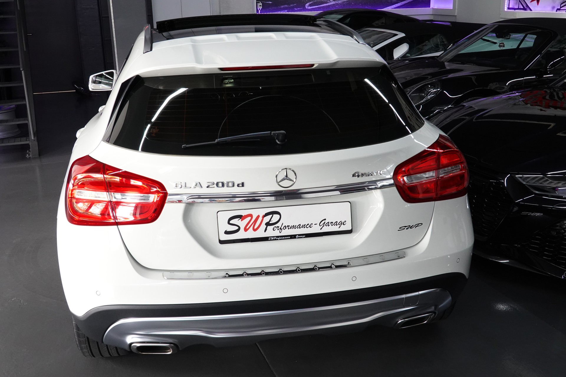 MERCEDES-BENZ GLA 200 CDI Swiss Star Edition 4Matic 7G-DCT-image-11