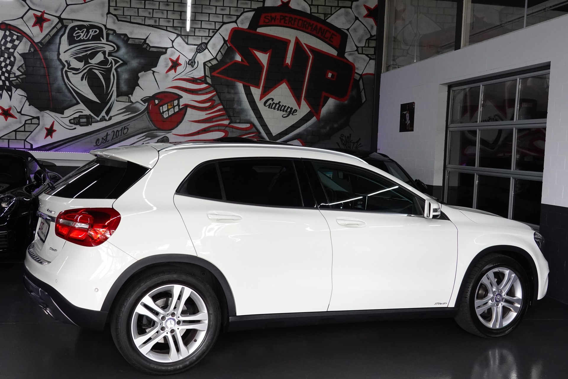 MERCEDES-BENZ GLA 200 CDI Swiss Star Edition 4Matic 7G-DCT-image-21