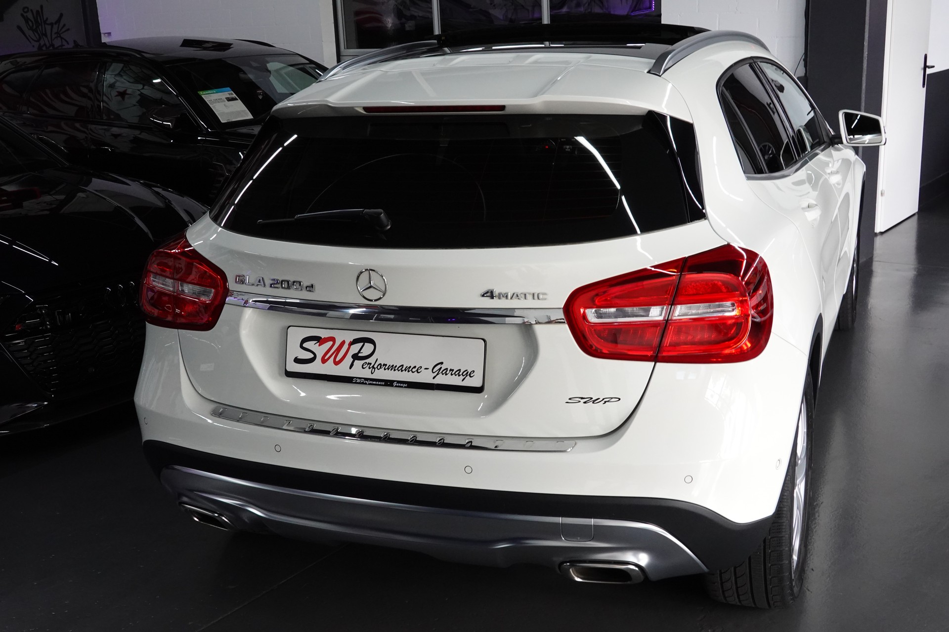 MERCEDES-BENZ GLA 200 CDI Swiss Star Edition 4Matic 7G-DCT-image-20