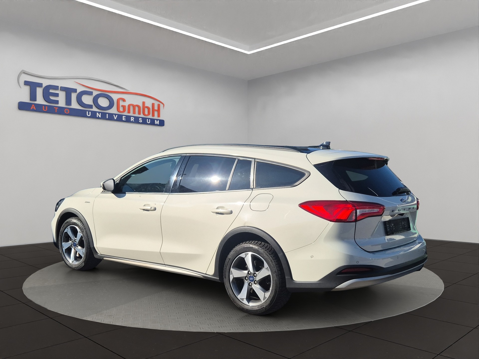 FORD Focus 1.5 SCTi Titanium Automatic-image-4