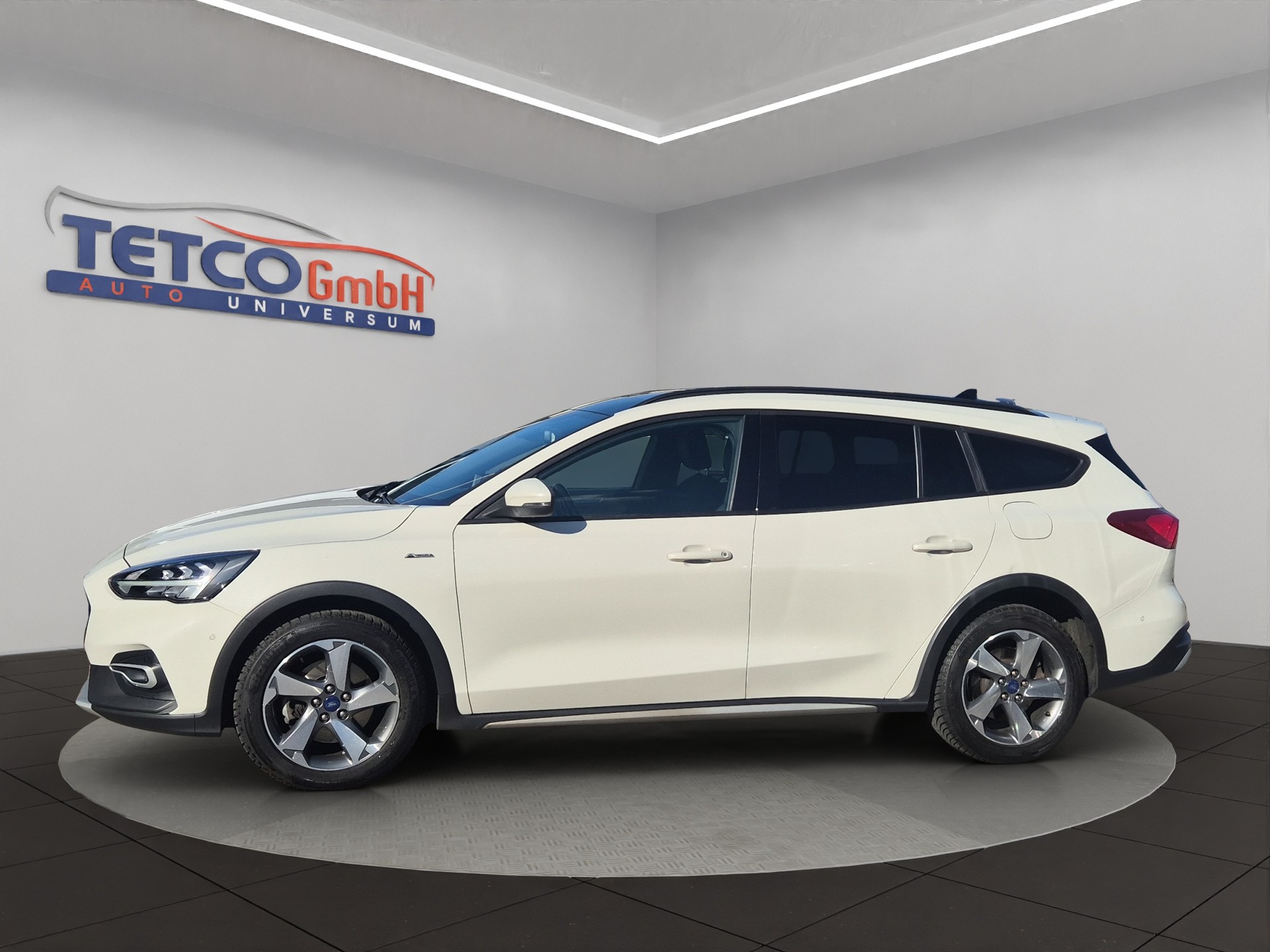 FORD Focus 1.5 SCTi Titanium Automatic-image-2