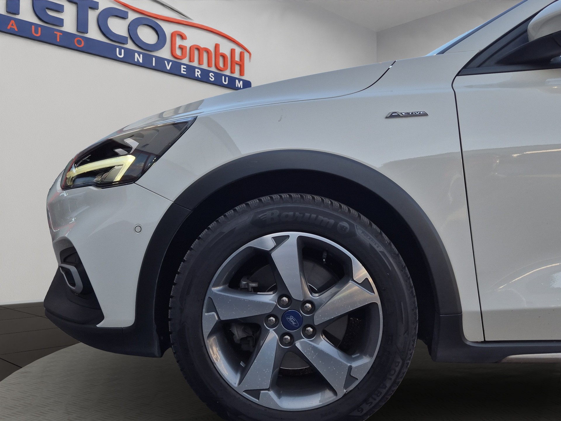 FORD Focus 1.5 SCTi Titanium Automatic-image-7