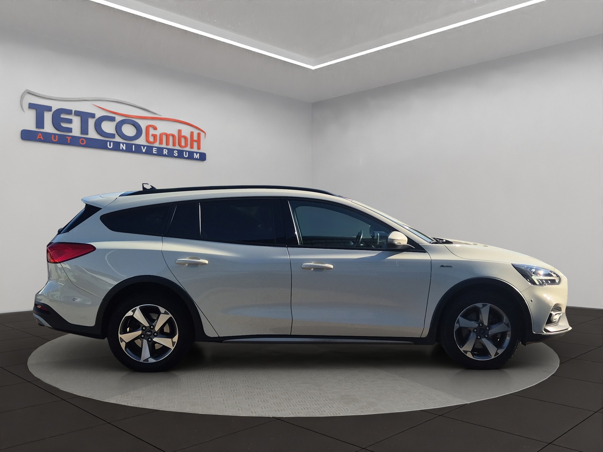 FORD Focus 1.5 SCTi Titanium Automatic-image-5