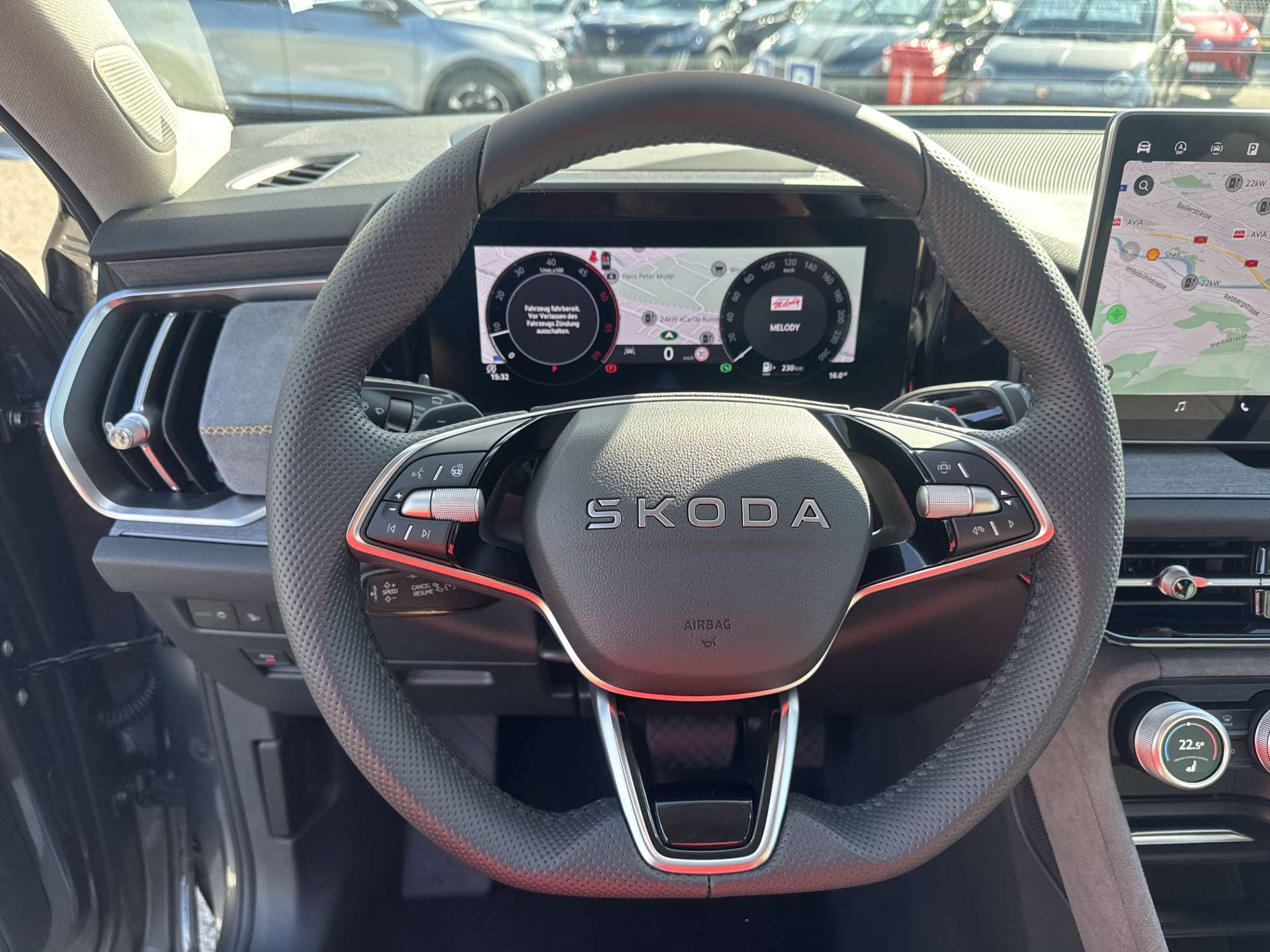 SKODA Kodiaq 2.0 TDi Selection 4x4 DSG-Automat-image-15