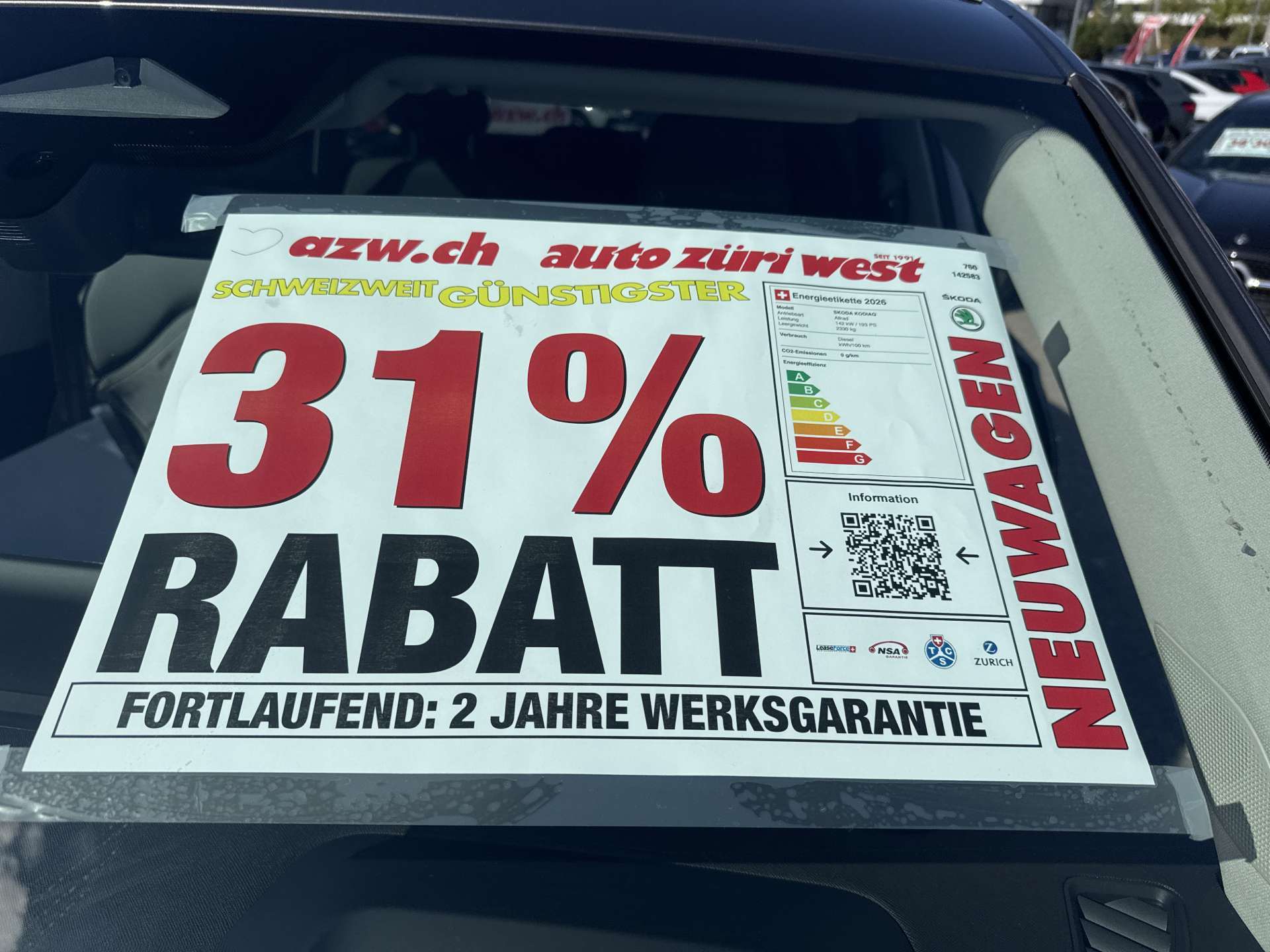 SKODA Kodiaq 2.0 TDi Selection 4x4 DSG-Automat-image-3