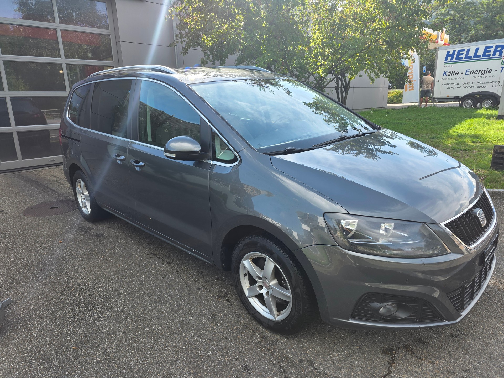 SEAT SEAT 1.4 TSI Style | 7-Sitzer | MFK 2026 | Service 2026 | Neue Winterreifen-image-5