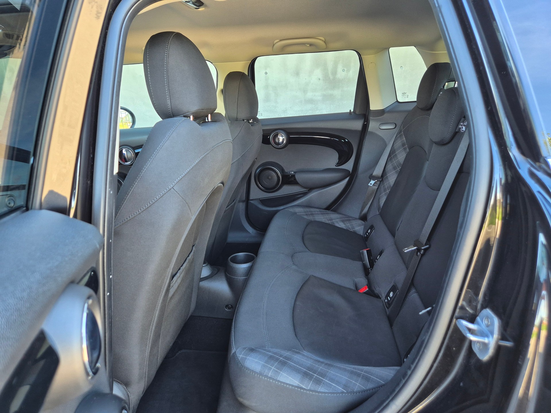 MINI Cooper Steptronic DKG-image-5