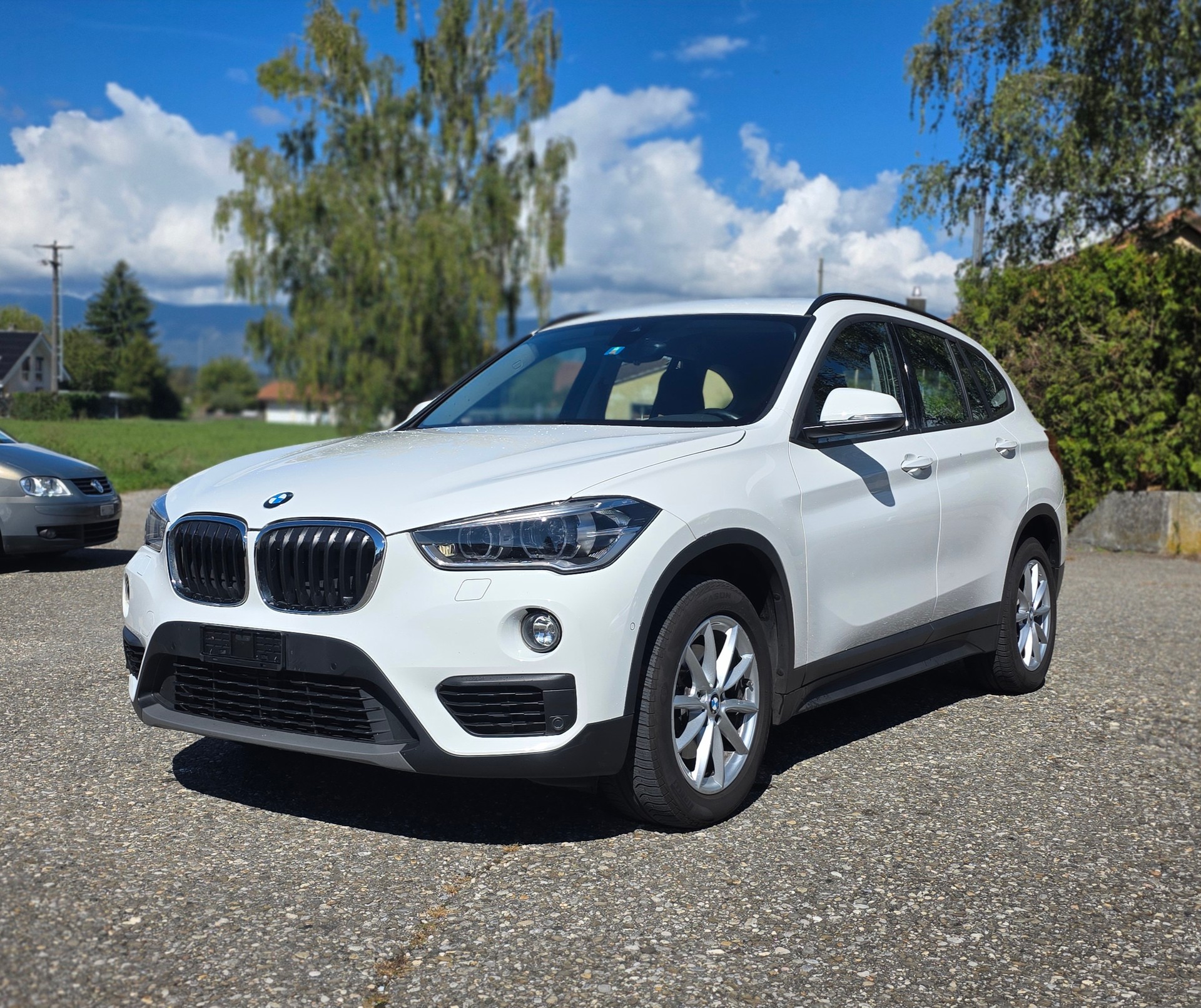 BMW X1 xDrive 18d xLine Steptronic-image-0