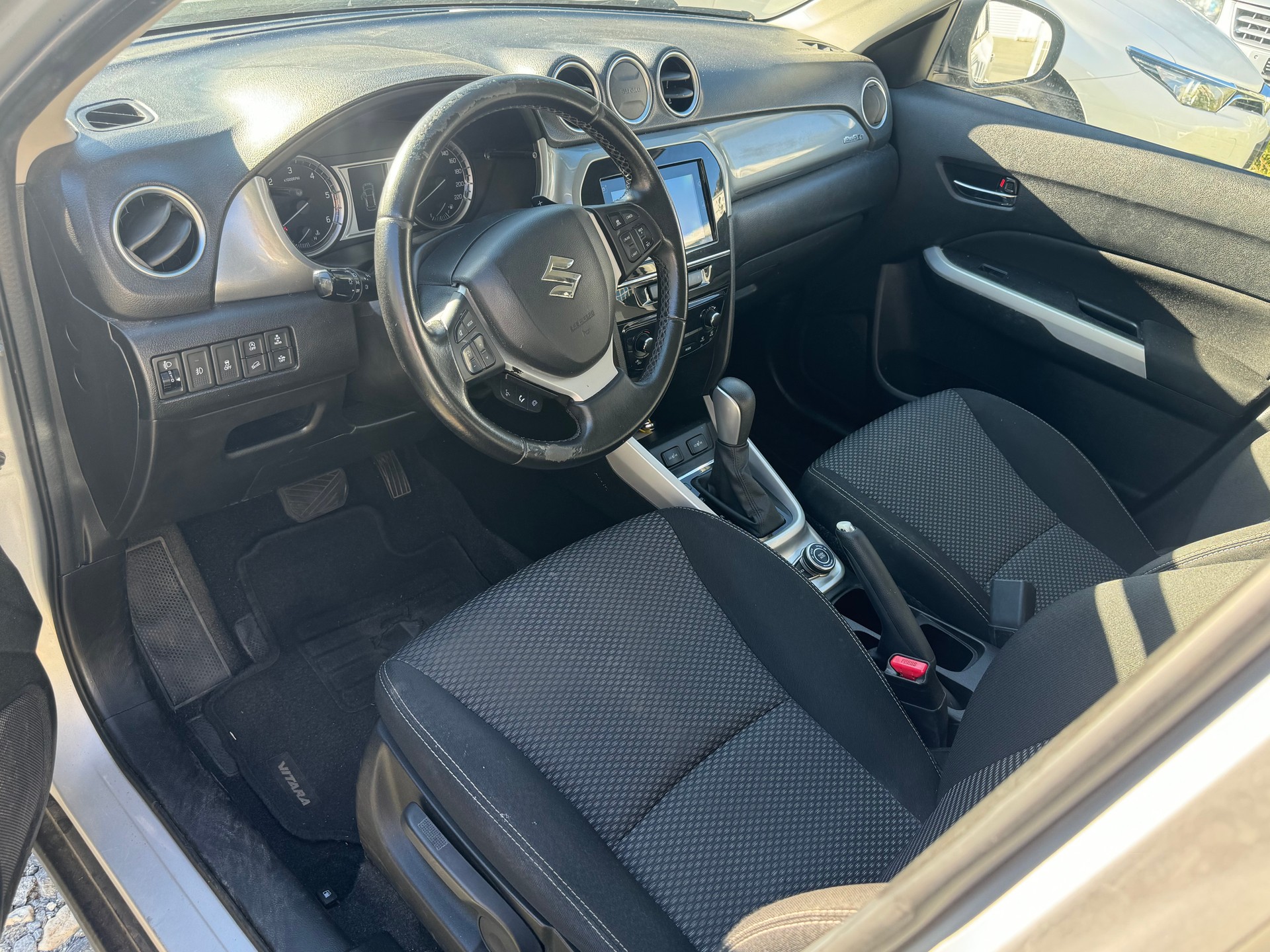 SUZUKI Vitara 1.6 TD Tradizio Top TCSS-image-6