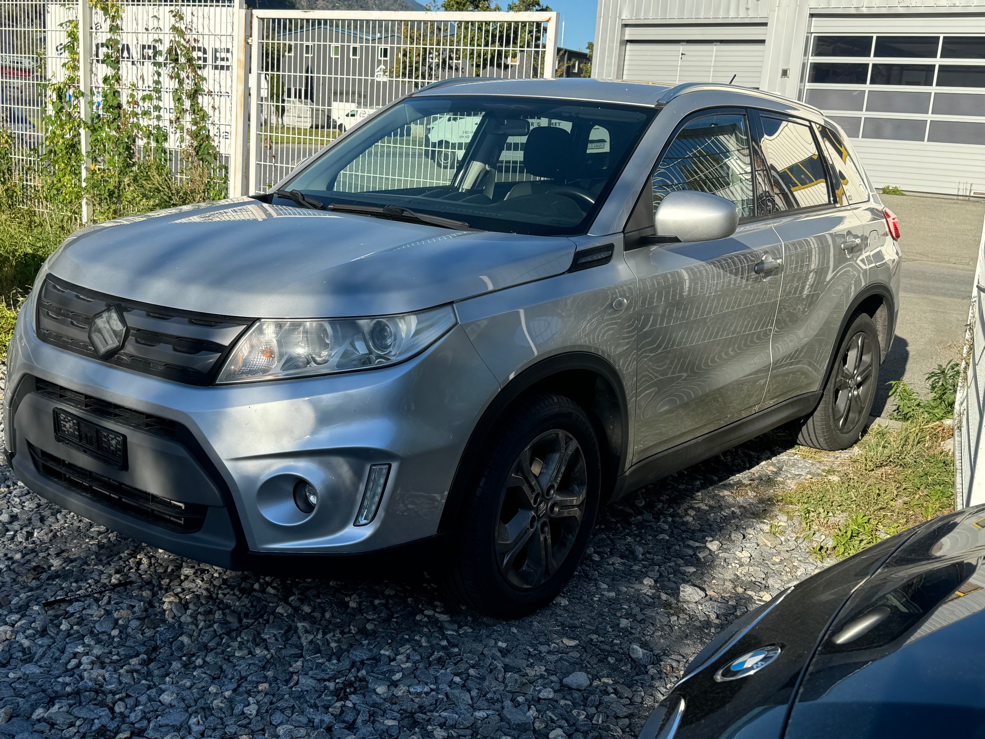 SUZUKI Vitara 1.6 TD Tradizio Top TCSS-image-0