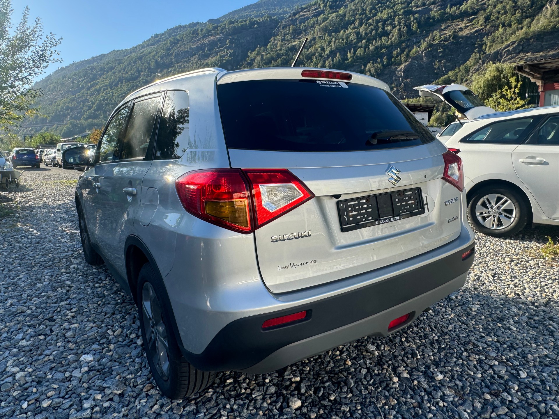 SUZUKI Vitara 1.6 TD Tradizio Top TCSS-image-13