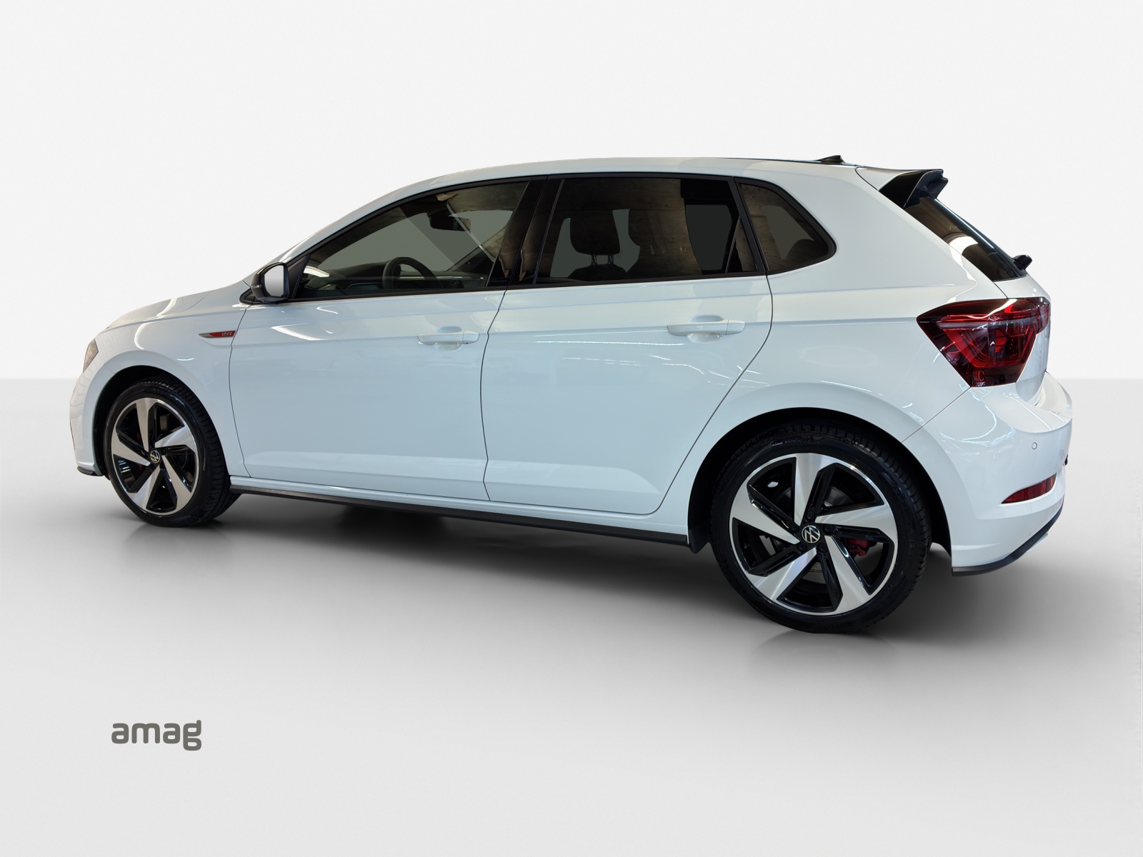 VW Polo 2.0 TSI GTI DSG-image-2