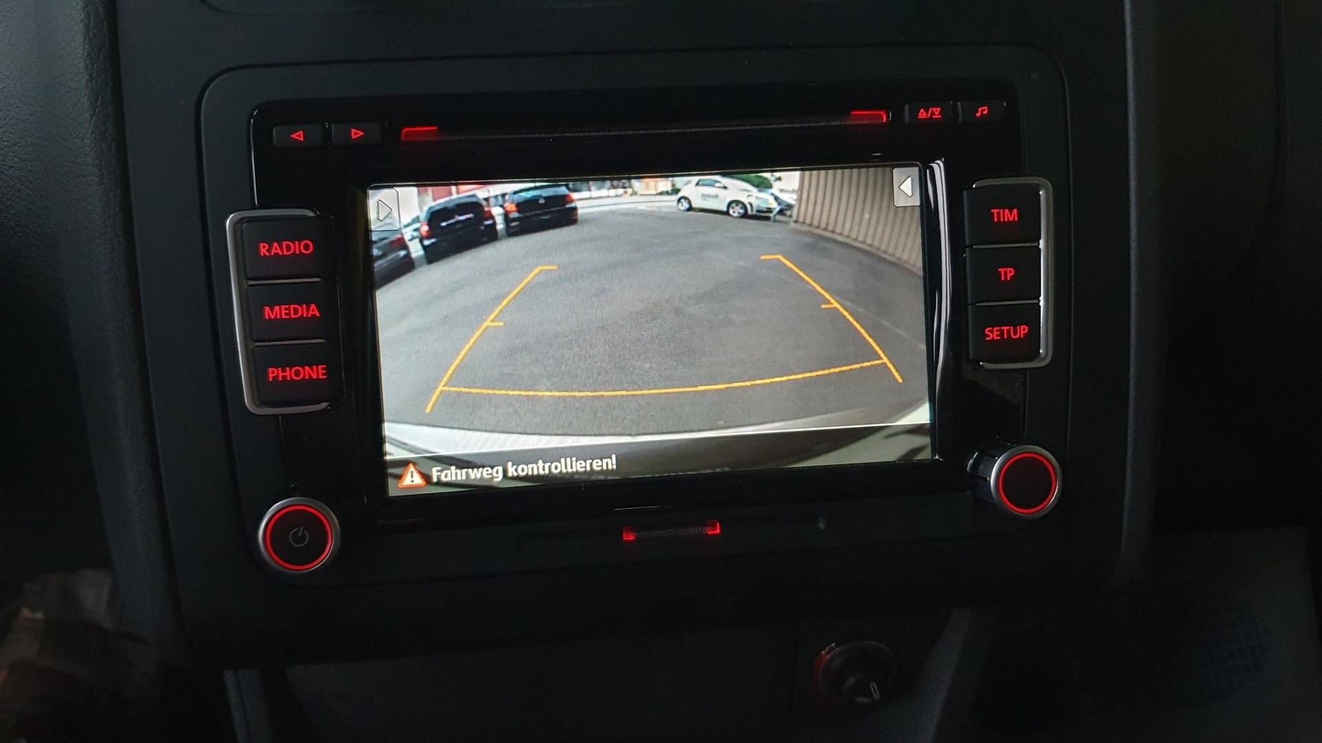 VW Touran 1.4 TSI Trendline DSG-image-14