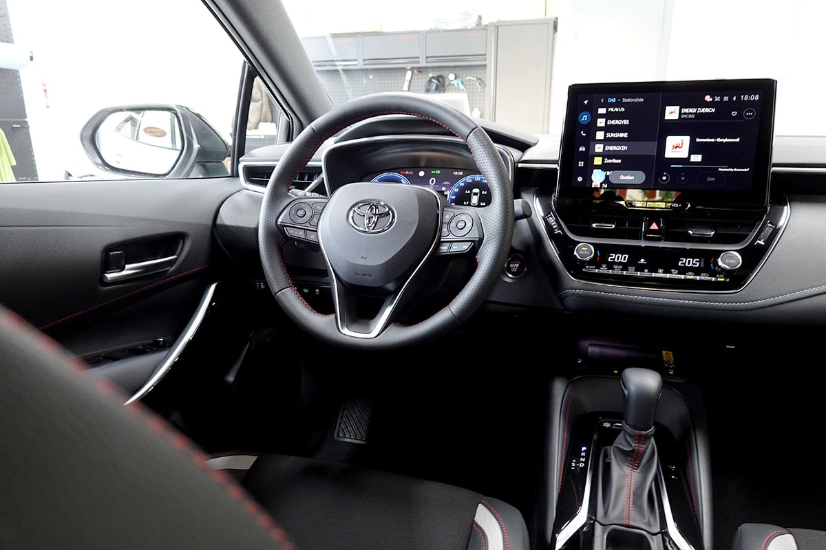 TOYOTA Corolla 2.0 HSD GR Sport e- CVT-image-7